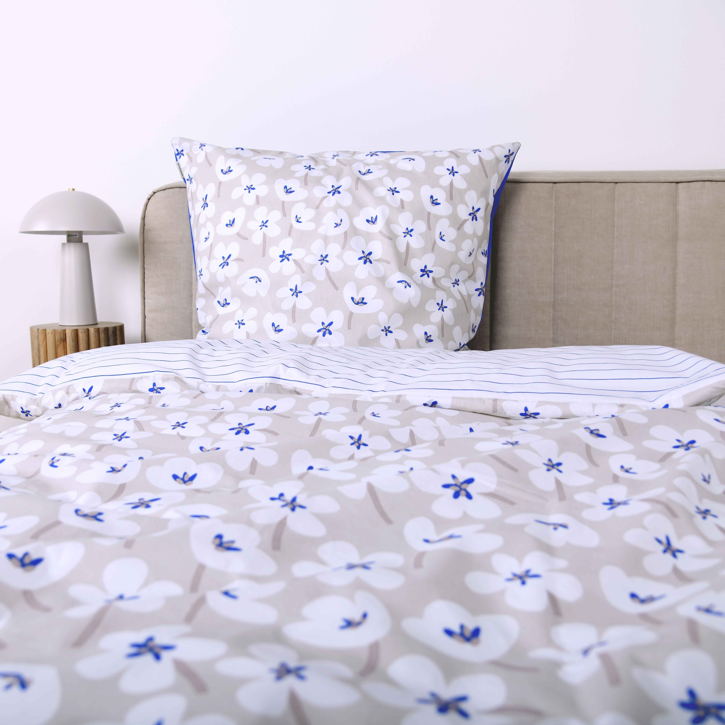 TOM TAILOR HOME Bettwäsche »FRESH FLOWERS 135x200cm, 155x220cm oder 200x220cm«, new bedroom, mit farbigem Markenreißverschluss