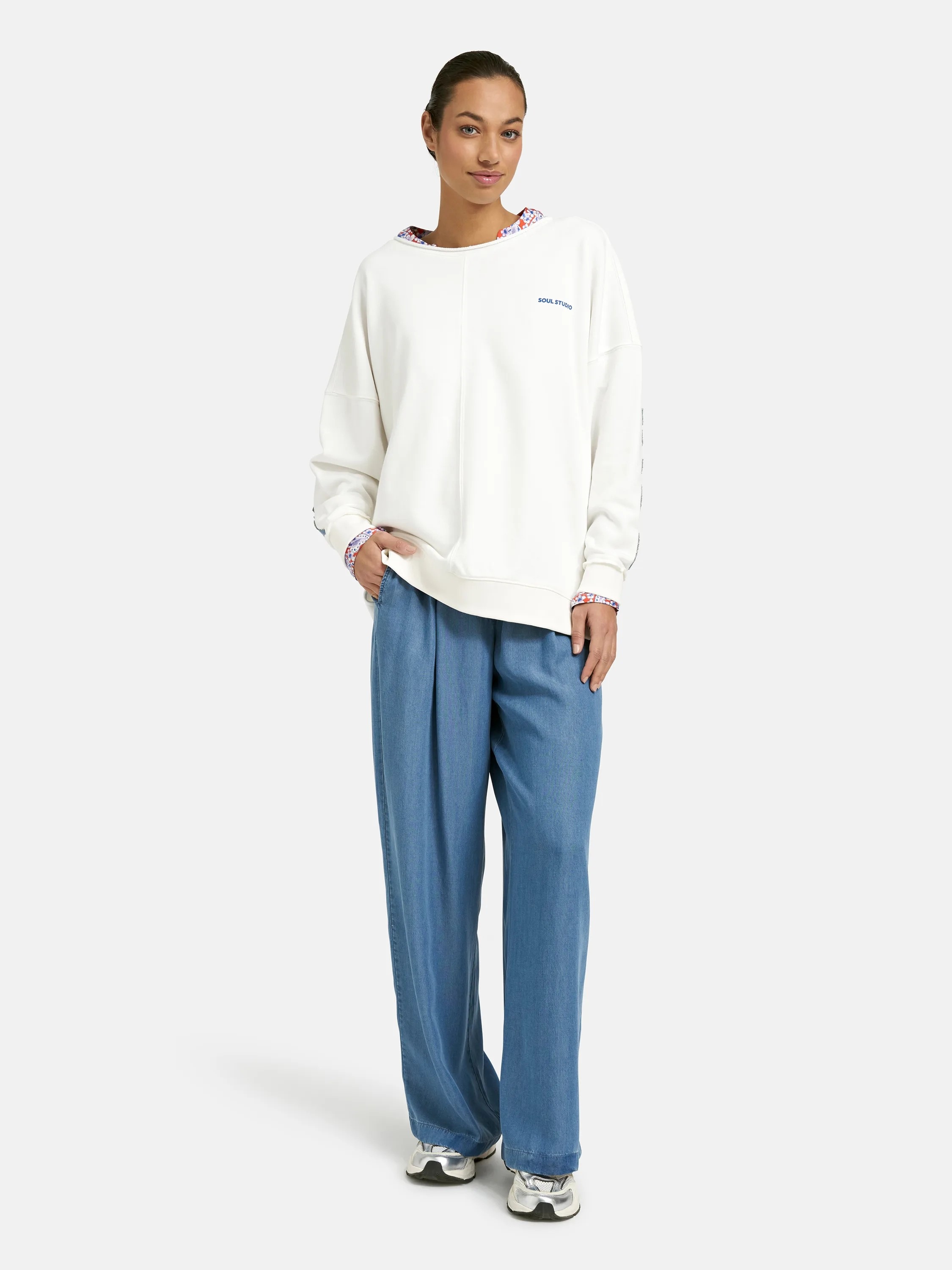 Smith & Soul Sweatshirt , mit Aufnähern, oversize
