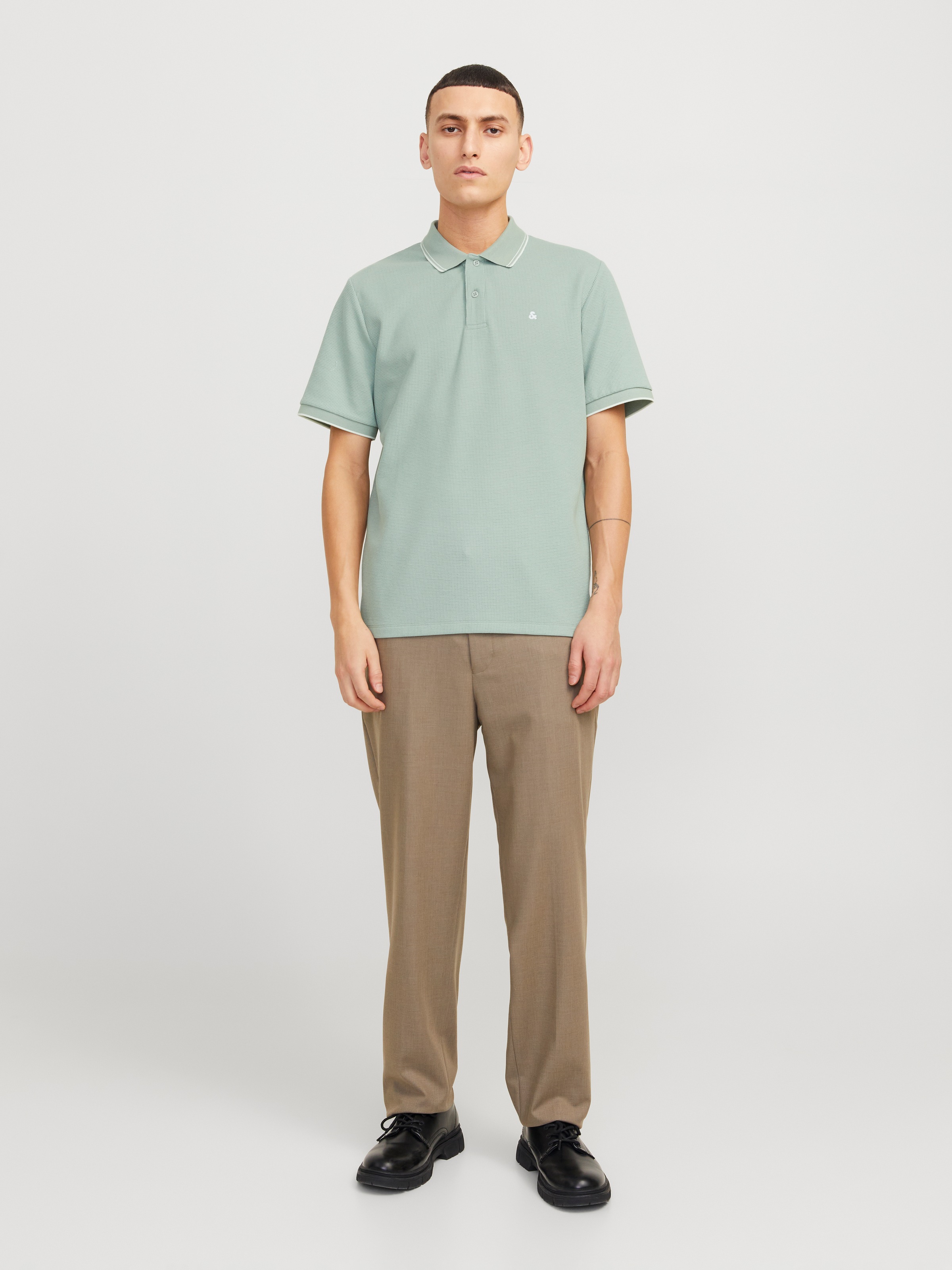 Jack & Jones Poloshirt »JJEAUSTIN POLO SS NOOS«, mit Logo Stickerei