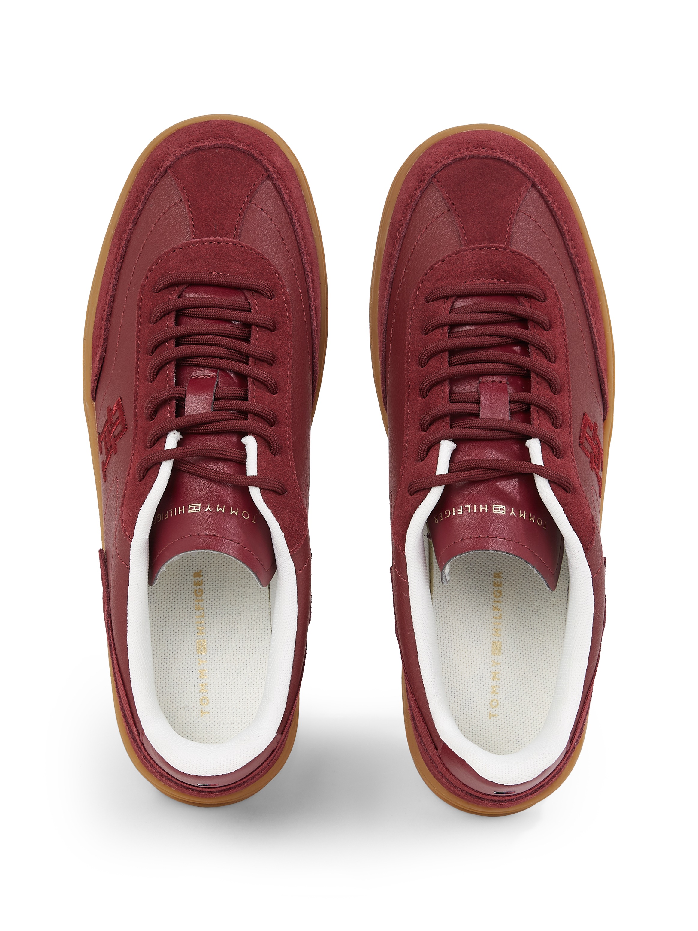 Tommy Hilfiger Plateausneaker »TH HERITAGE COURT SNEAKER LTHR«, Plateau, Schnürschuh, Freizeitschuh, Halbschuh mit TH-Logostickerei