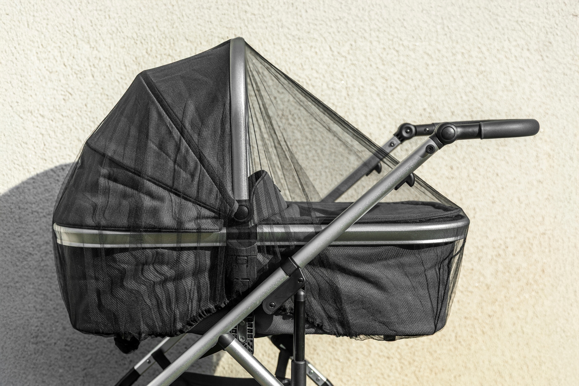 SCHELLENBERG Kinderwagen-Insektenschutz », Moskitonetz« 1 Stk. tlg. Fliegengitter-Gewebe mit Gummizug, 130x70x33cm, anthrazit