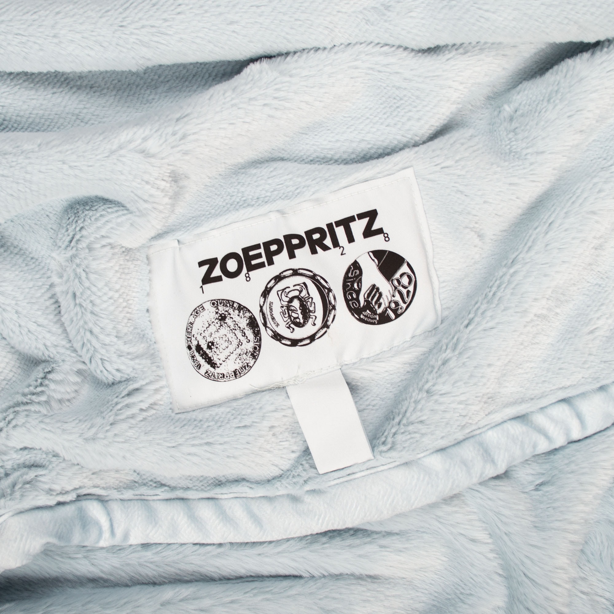ZOEPPRITZ1828 Wohndecke »The Blanket« Extra weiche Decke aus recyceltem Polyester