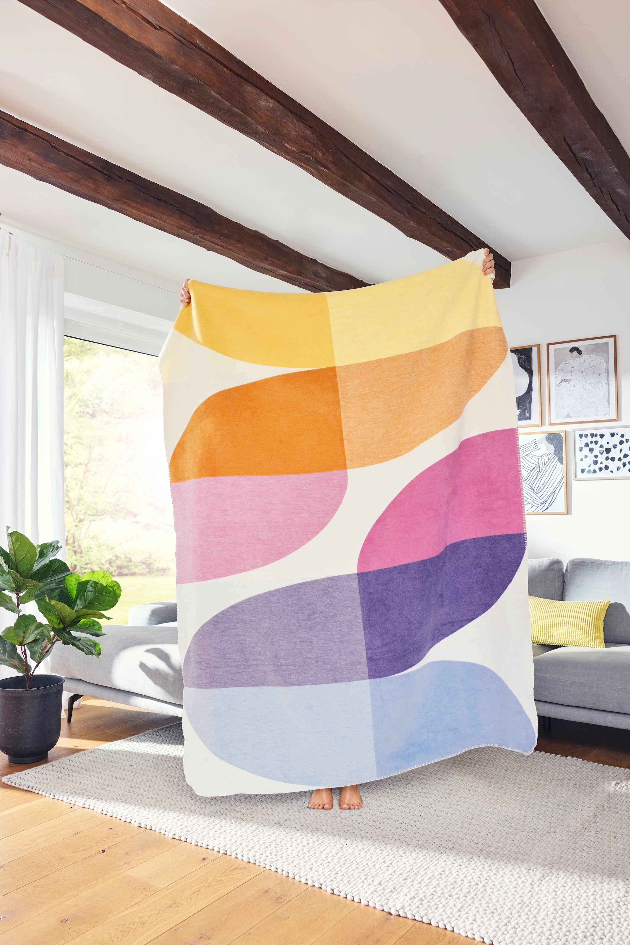 IBENA Wohndecke »Kiruna« mit fröhlichen Farbakzenten