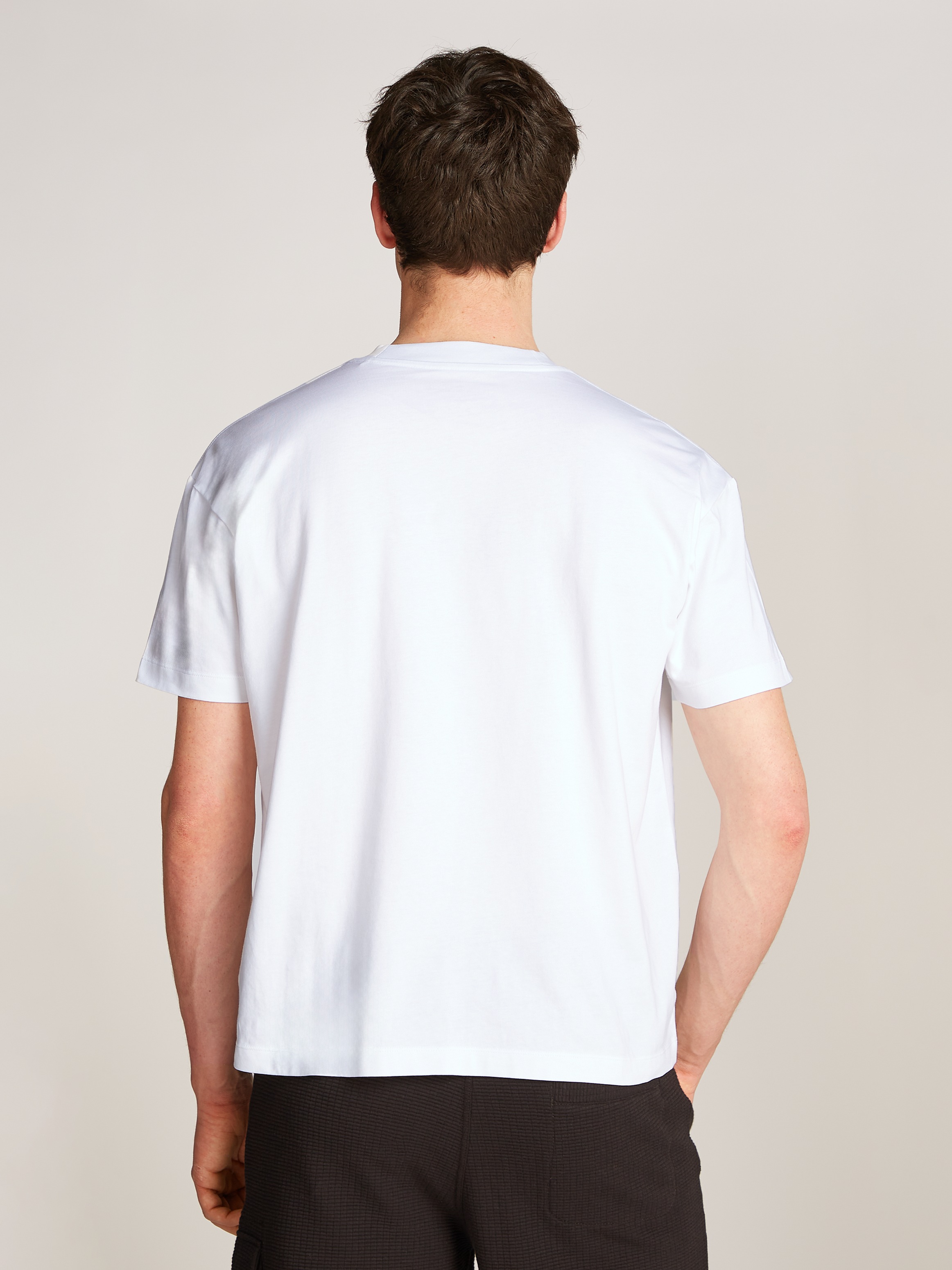 Calvin Klein Jeans T-Shirt »TEXTURED MONOLOGO BOYFRIEND TEE«, mit Logodruck