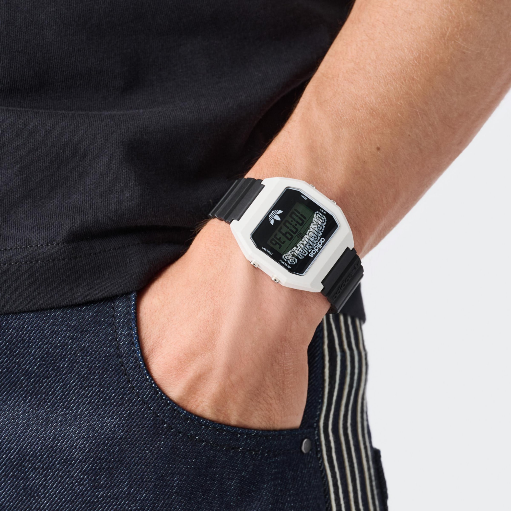adidas Originals Digitaluhr »DIGITAL TWO« Quarzuhr, Armbanduhr, Damenuhr, Herrenuhr, digital, Tag, Wochentag