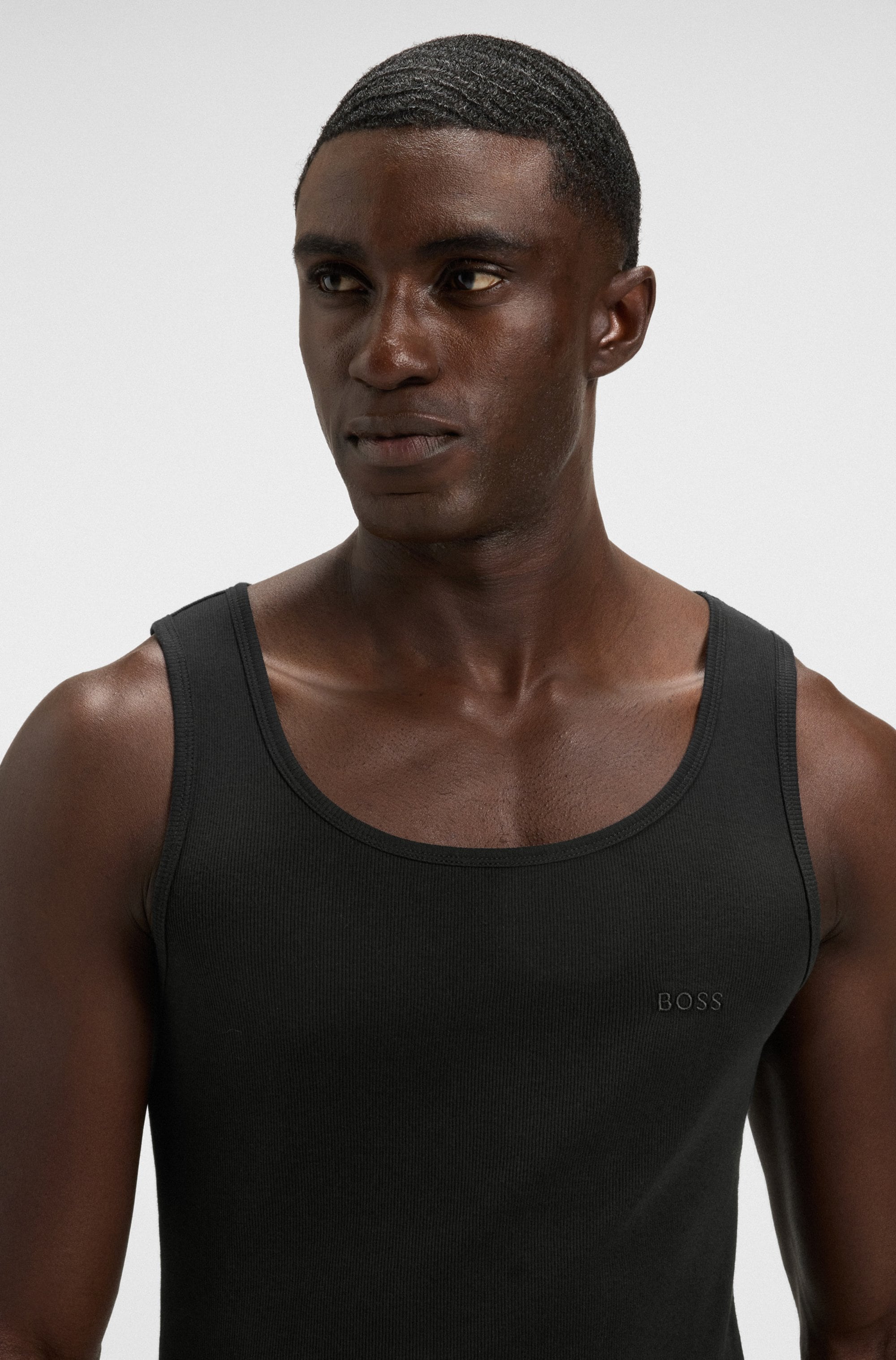 BOSS Tanktop »3P RibClassic BOSS ONE x David Beckham«, Ton in Ton Stickerei auf der Brust
