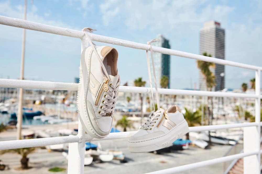 Rieker Plateausneaker  Schnürschuh, Halbschuh, Freizeitschuh mit seitlichem Reißverschluss
