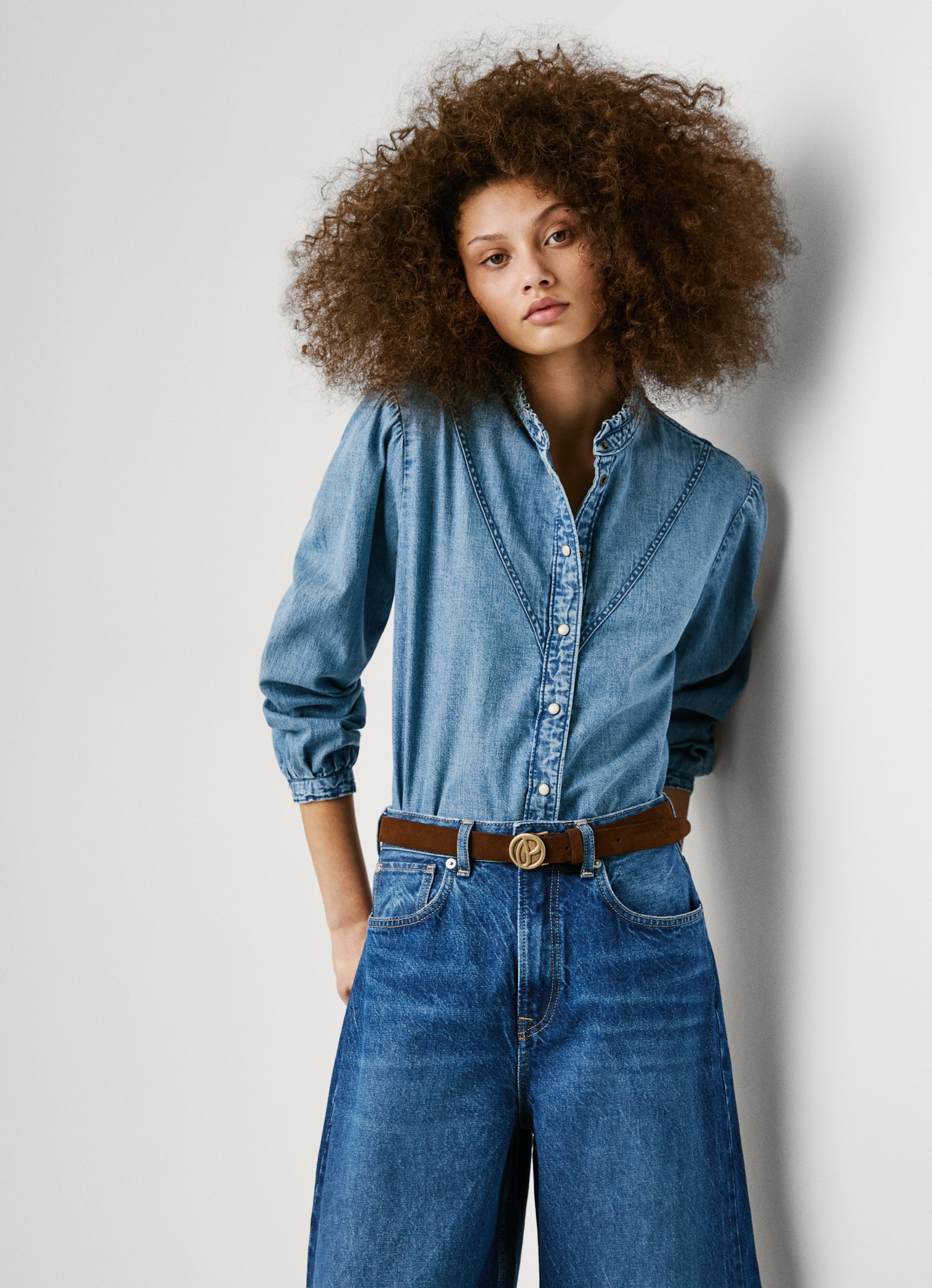 Pepe Jeans Jeansbluse »REGULAR DENIM BLOUSE« mit Druckknöpfen