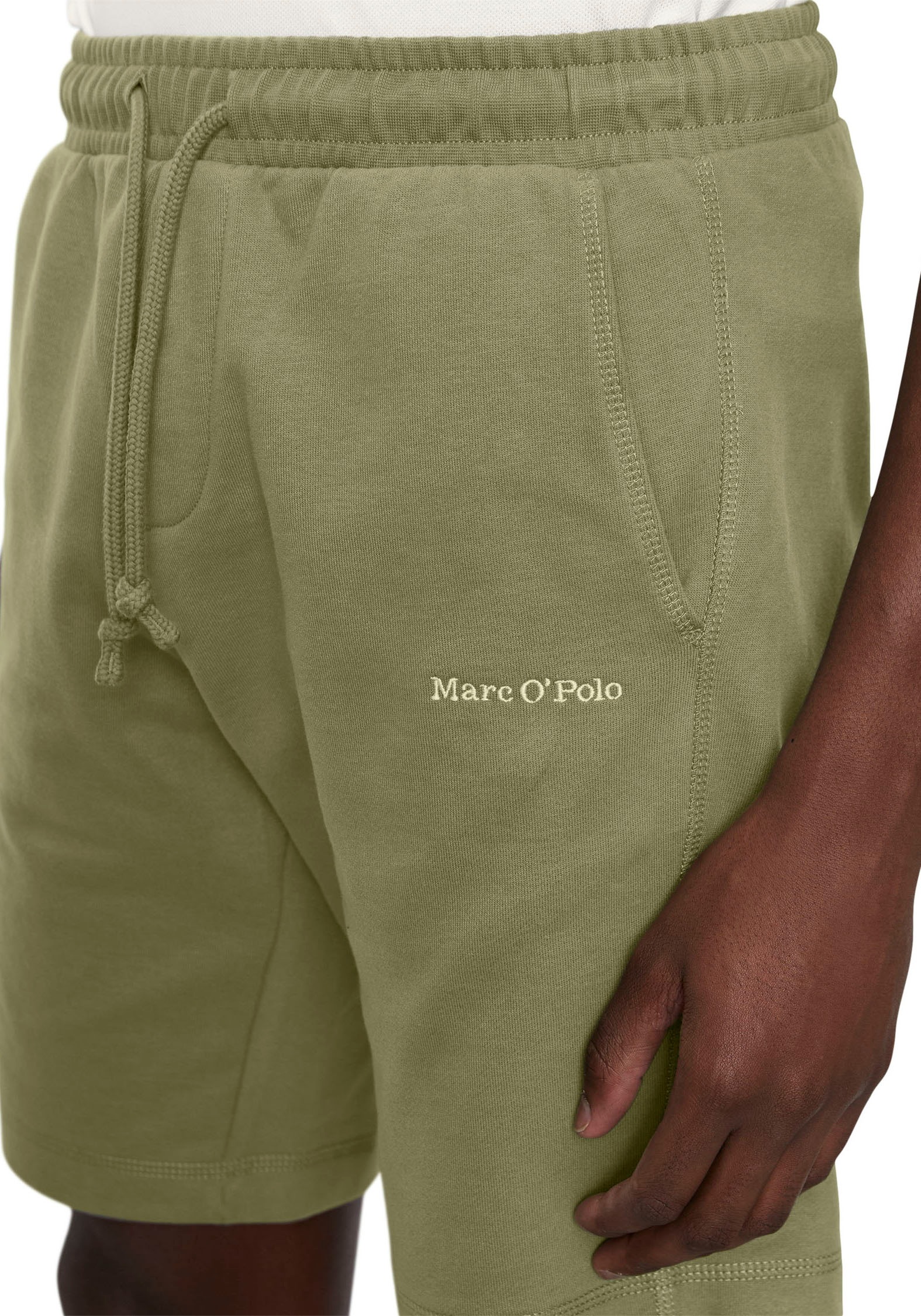 4. Bild von Marc O'Polo Sweatshorts, mit tonig abgesetzten Nähten