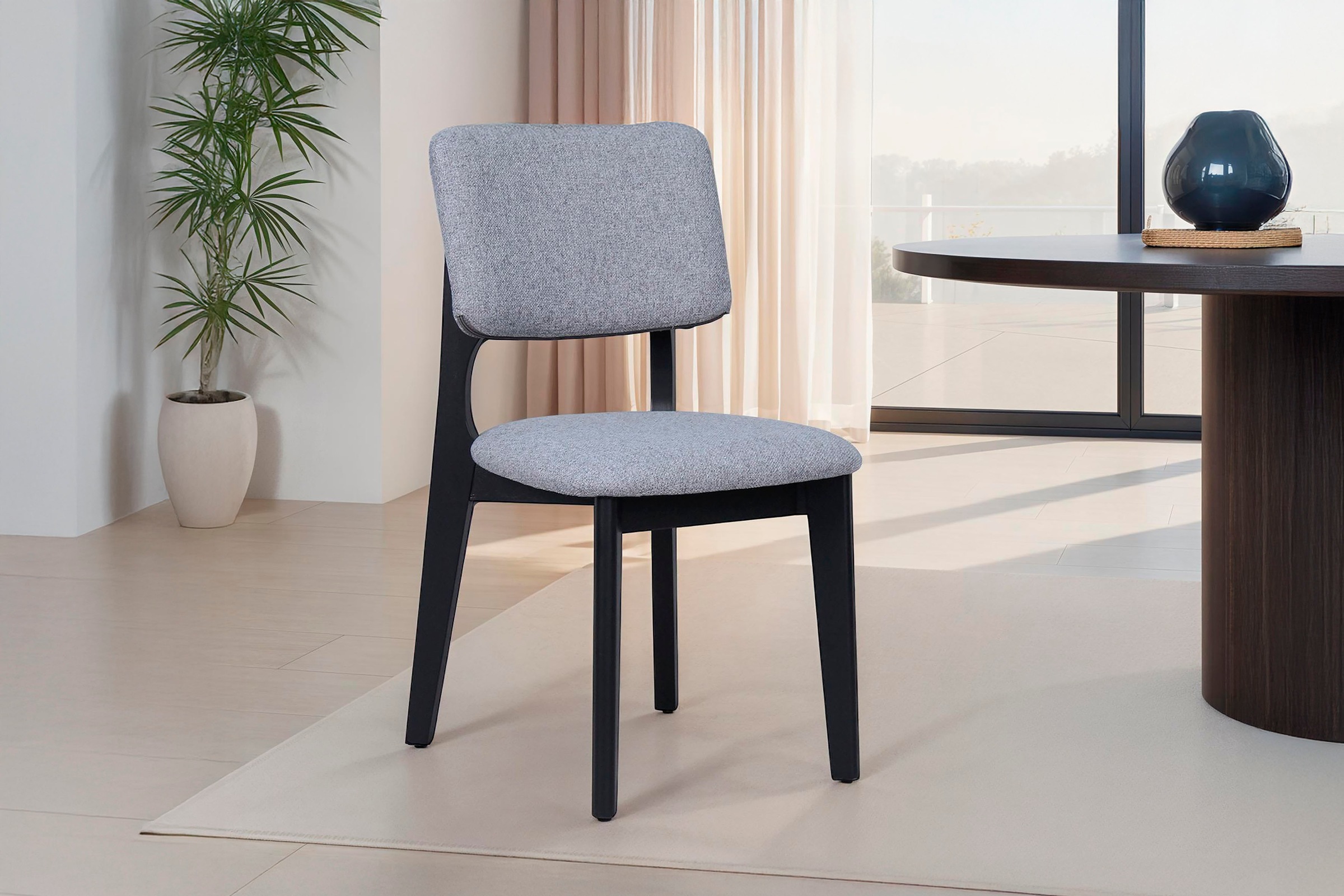 byLIVING Esszimmerstuhl »Elsa« (Set) 2 Stk.modern gemütlicher Massiv - Holz günstig online kaufen