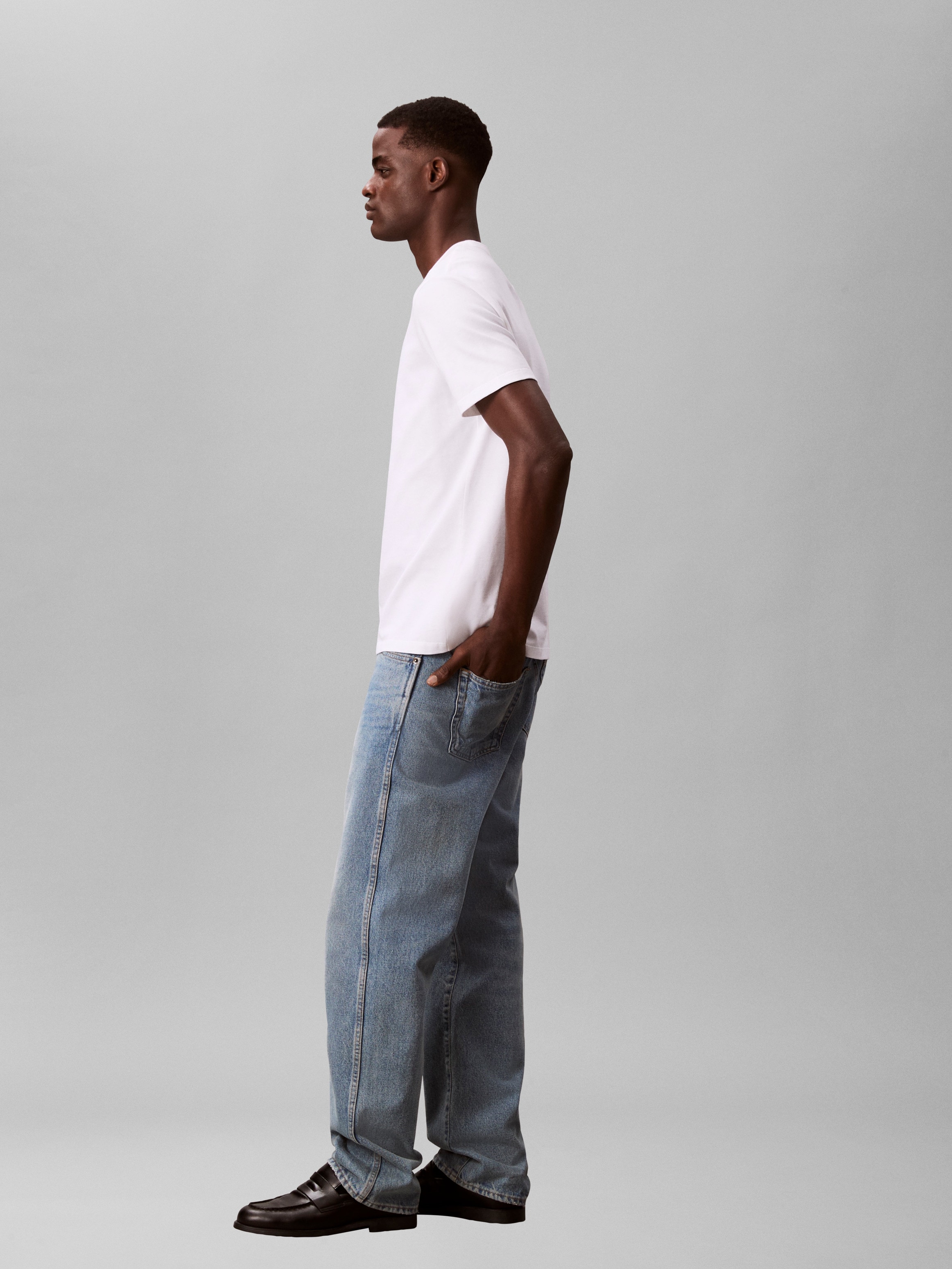 Calvin Klein T-Shirt Regular fit, mit Rundhalsausschnitt