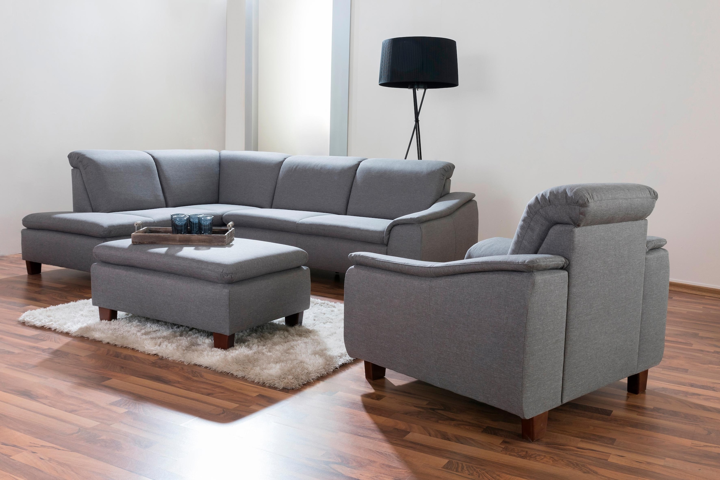 Max Winzer® Ecksofa »Alessio, aktuelle Mattenoptik, geschwungene Formensprache, bequem«, mit abgerundeter Rückenlehne, Ottomane wahlweise links oder rechts