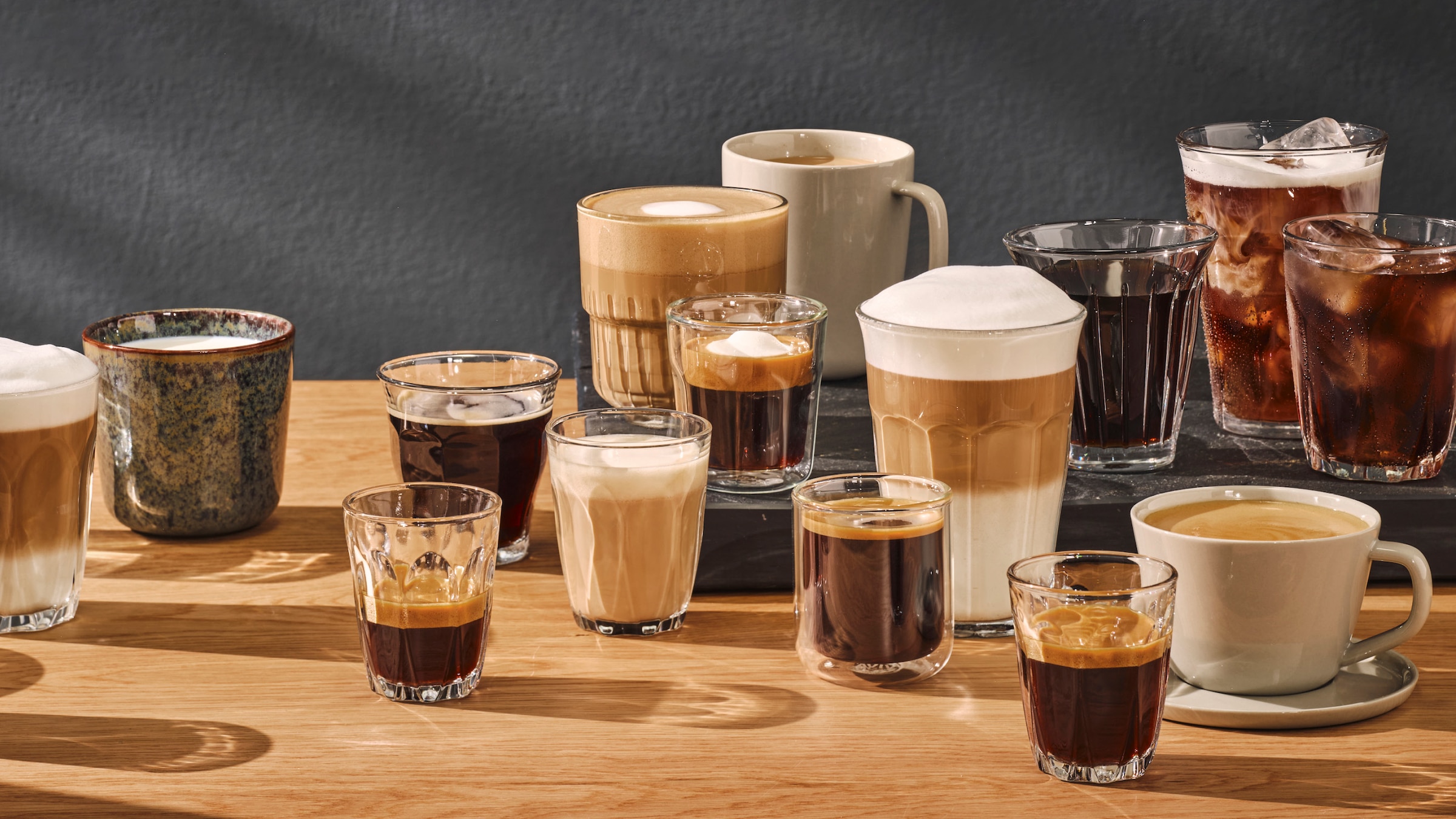 8. Bild von SIEMENS Kaffeevollautomat »EQ700 classic TP715D47, Cold Brew, intuitives 5" TFT-Display«, App, iaromaSelect, 10 Favoriten, autom. Dampfreinigung,silber metallic