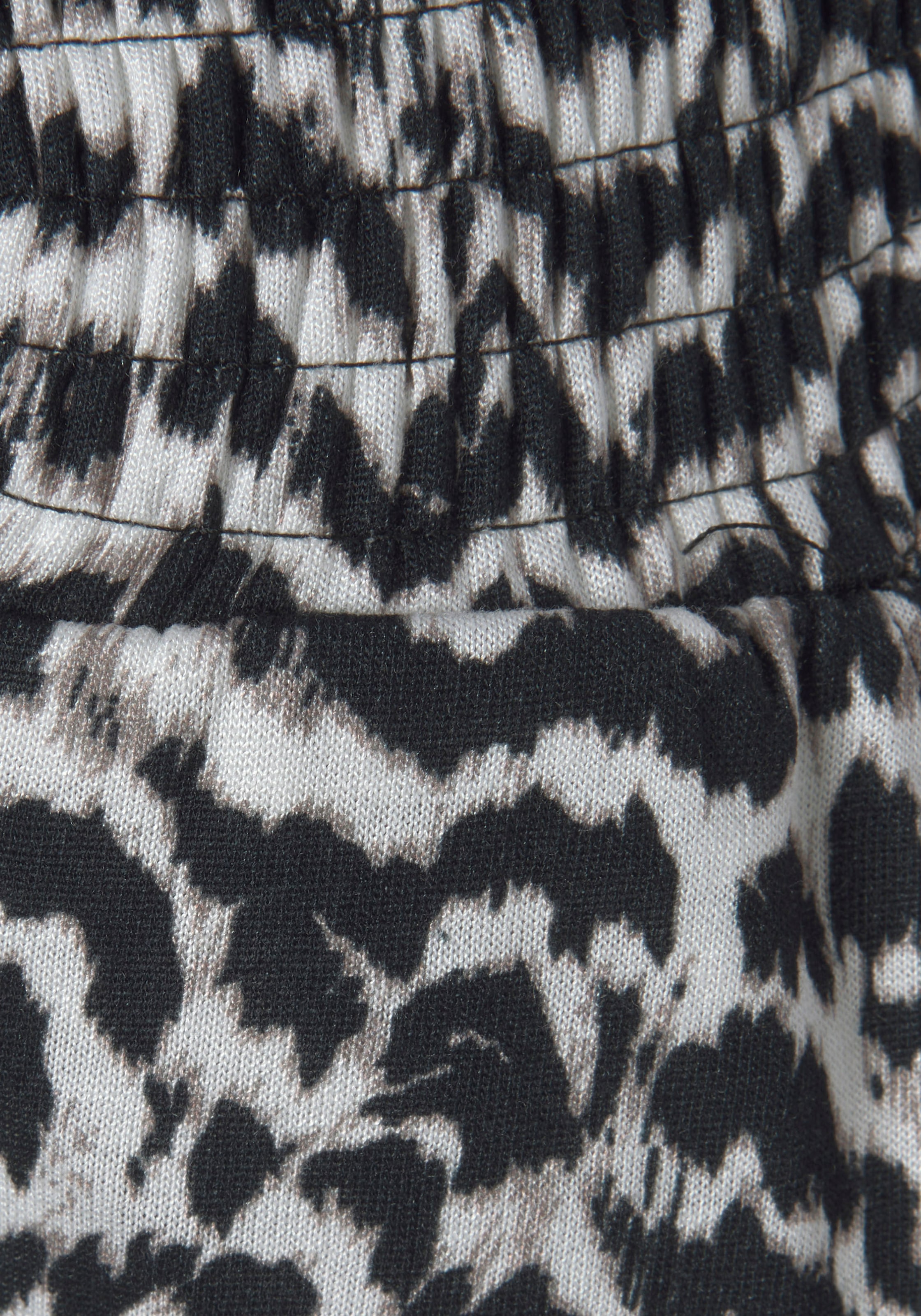 Vivance Jerseyhose, mit Animalprint und Taschen, elastischer Bund, Sommerhose
