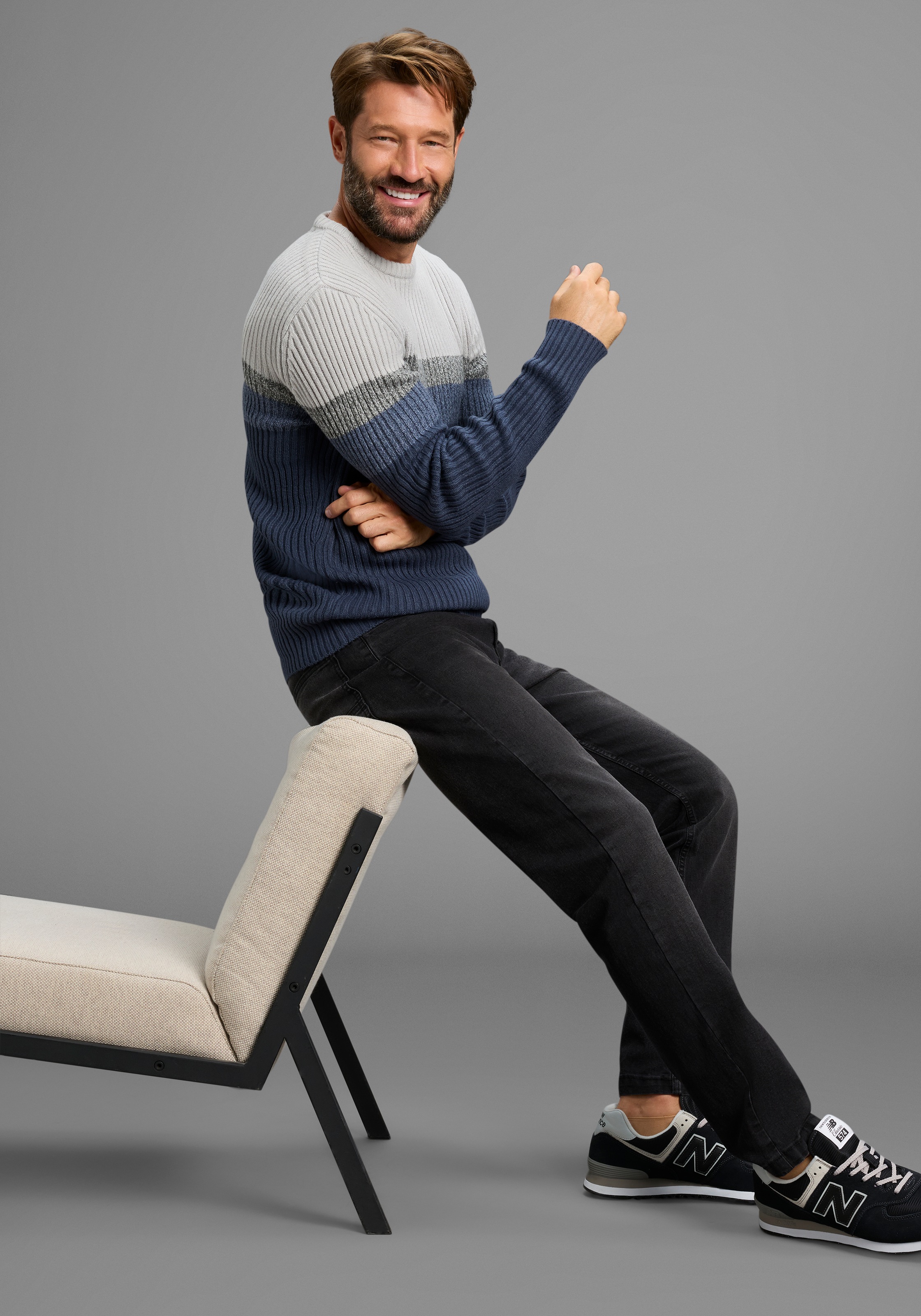 Man's World Rundhalspullover »Neue Kollektion!«, mit melierten Blockstreifen