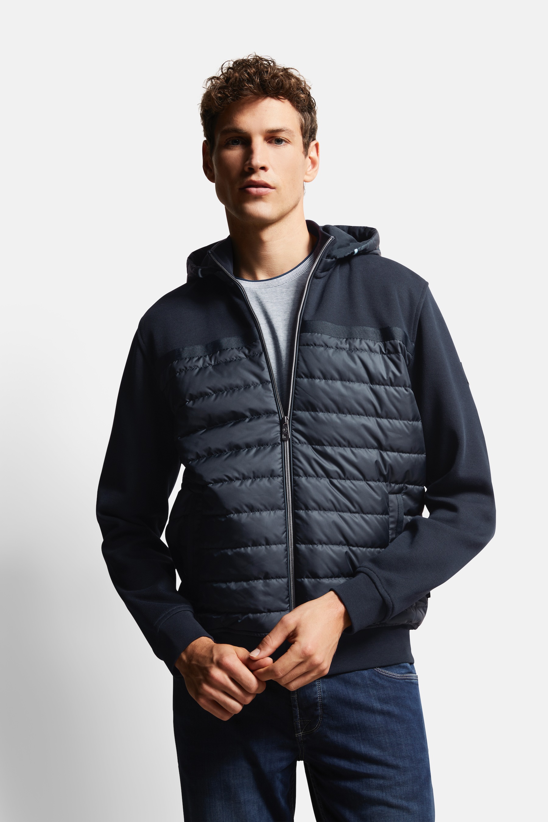 bugatti Sweatjacke, mit abnehmbarer Kapuze