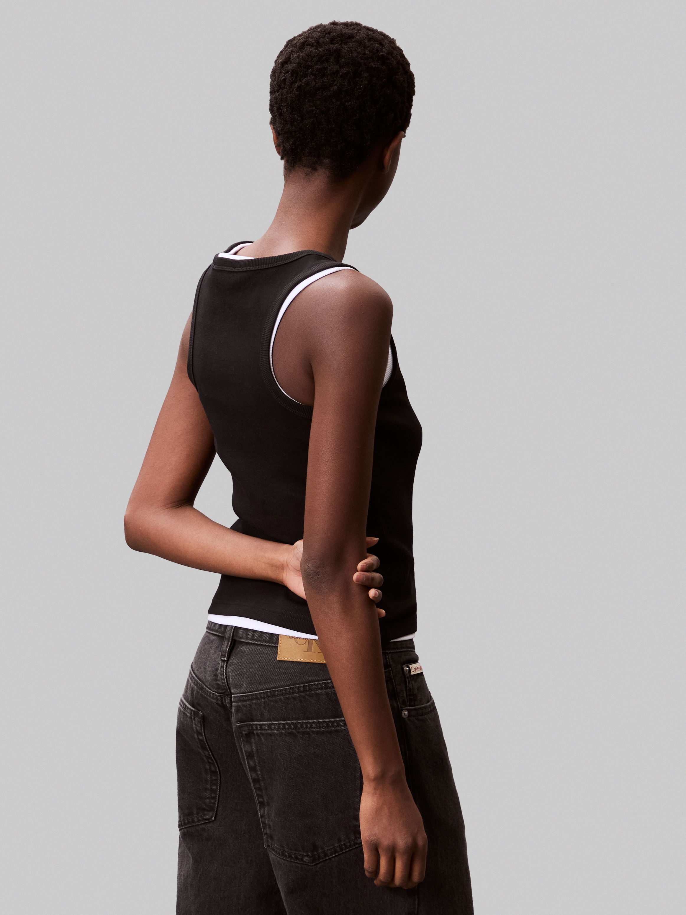 Calvin Klein Jeans Tanktop »A - WVN LBL 2X2 CTTN«, Mit Rundhalsausschnitt