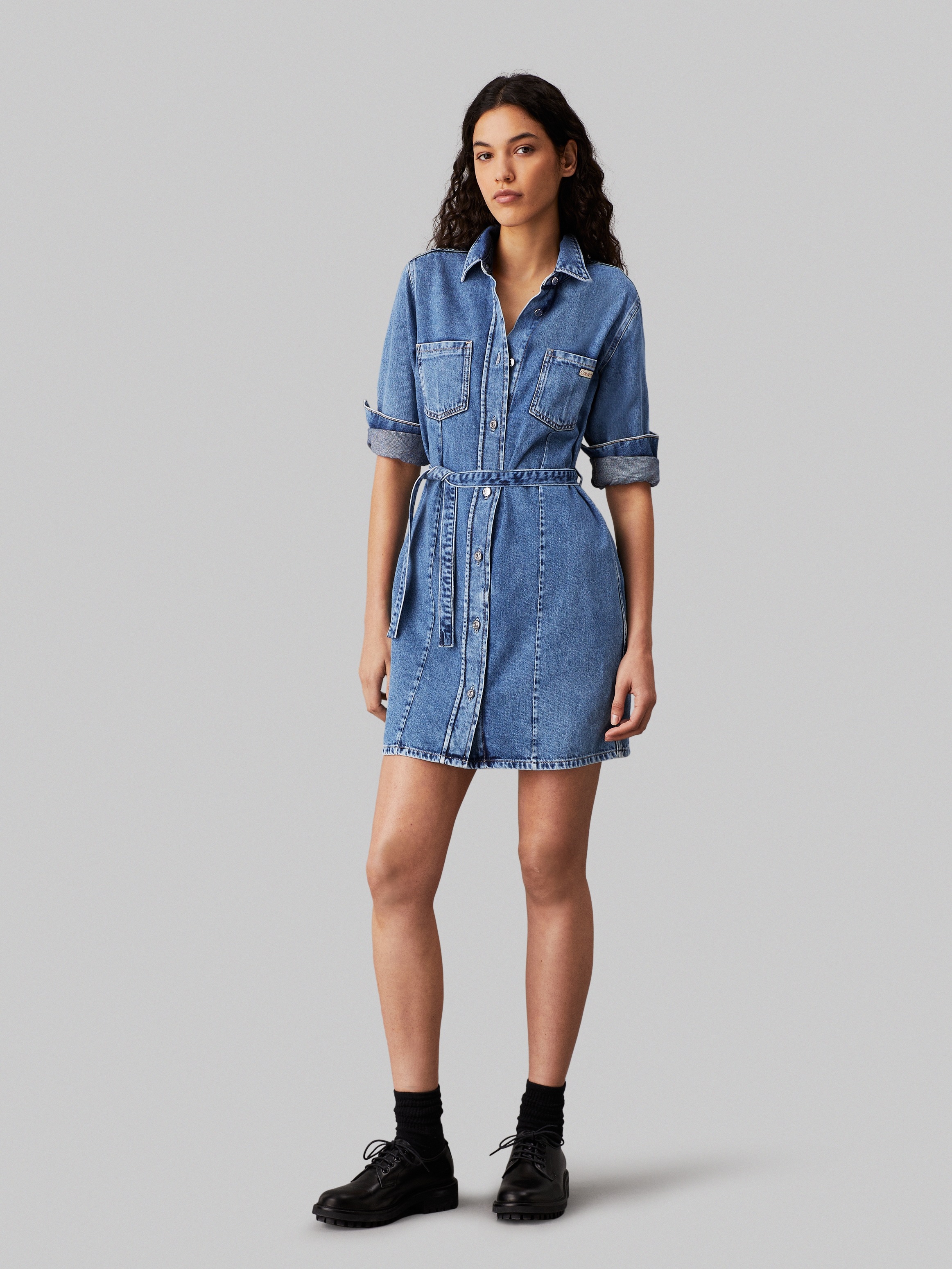 Calvin Klein Jeans Jeanskleid »BELTED SHIRT DRESS«, mit Logopatch