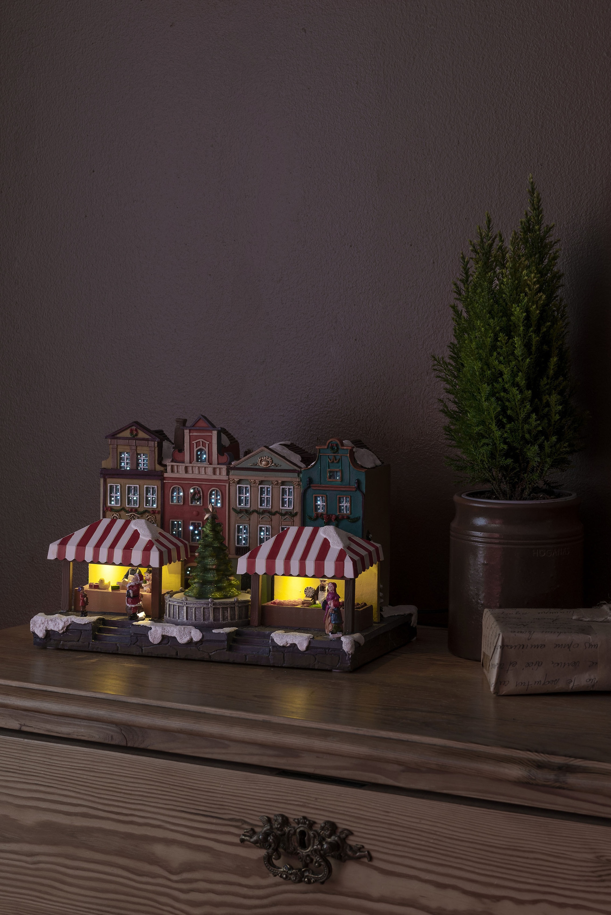 KONSTSMIDE bestellen »Weihnachtsdeko«, und rotierendem Stadtszene Weihnachtsbaum Weihnachtsstadt Fiberoptikhaus LED mit