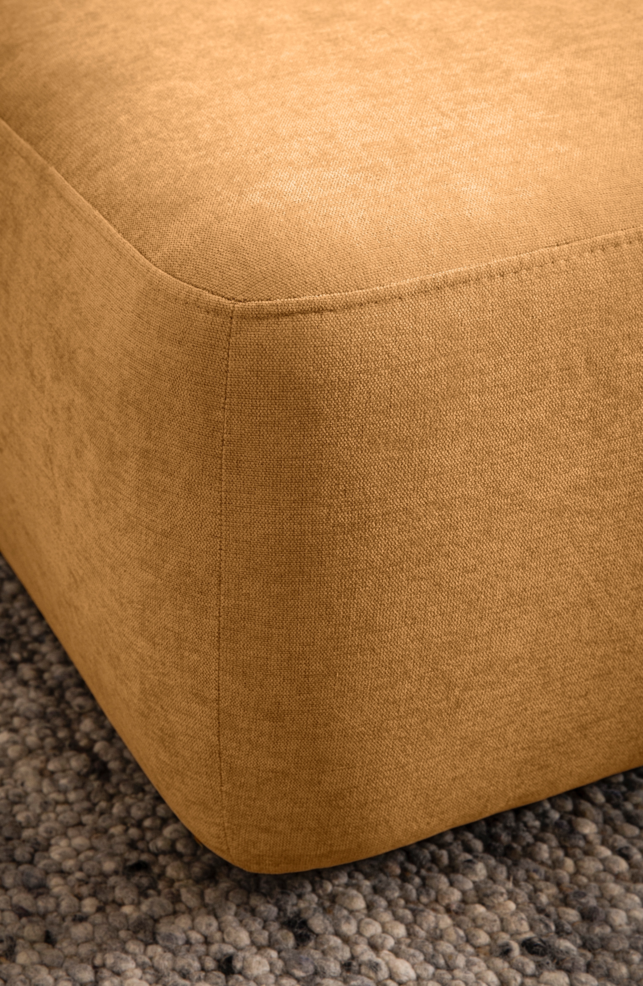 INOSIGN Polsterhocker »Torge, Hocker in Cord, Samtvelours oder Struktur«, passend zur Serie Torge, rechteckig, bequemer Sitzkomfort