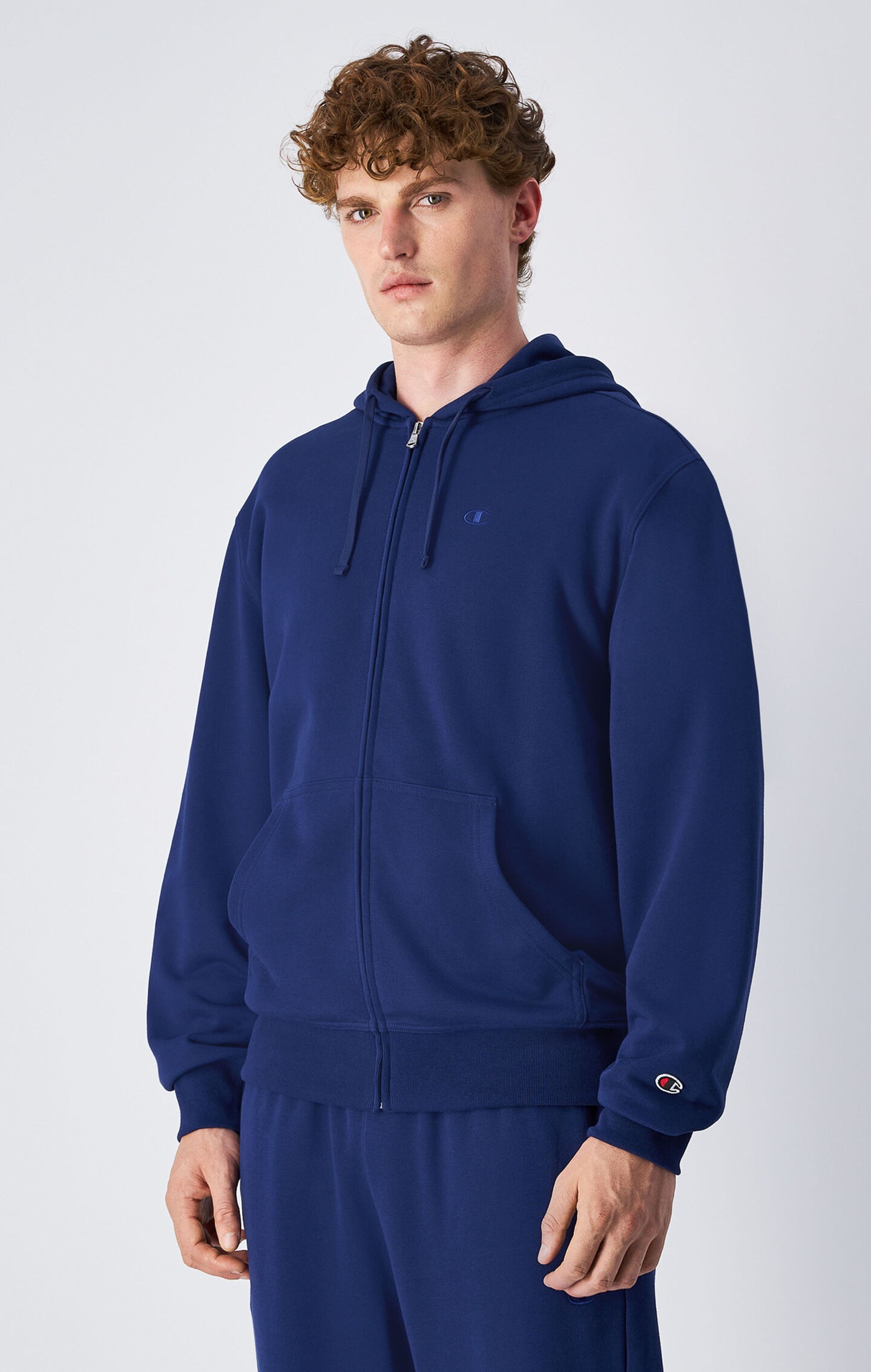 Champion Kapuzensweatjacke »ICONS TONAL Terry Full Zip Hoodie« mit Kapuze, aus Baumwoll-Polyester-Material, sportlicher Stil