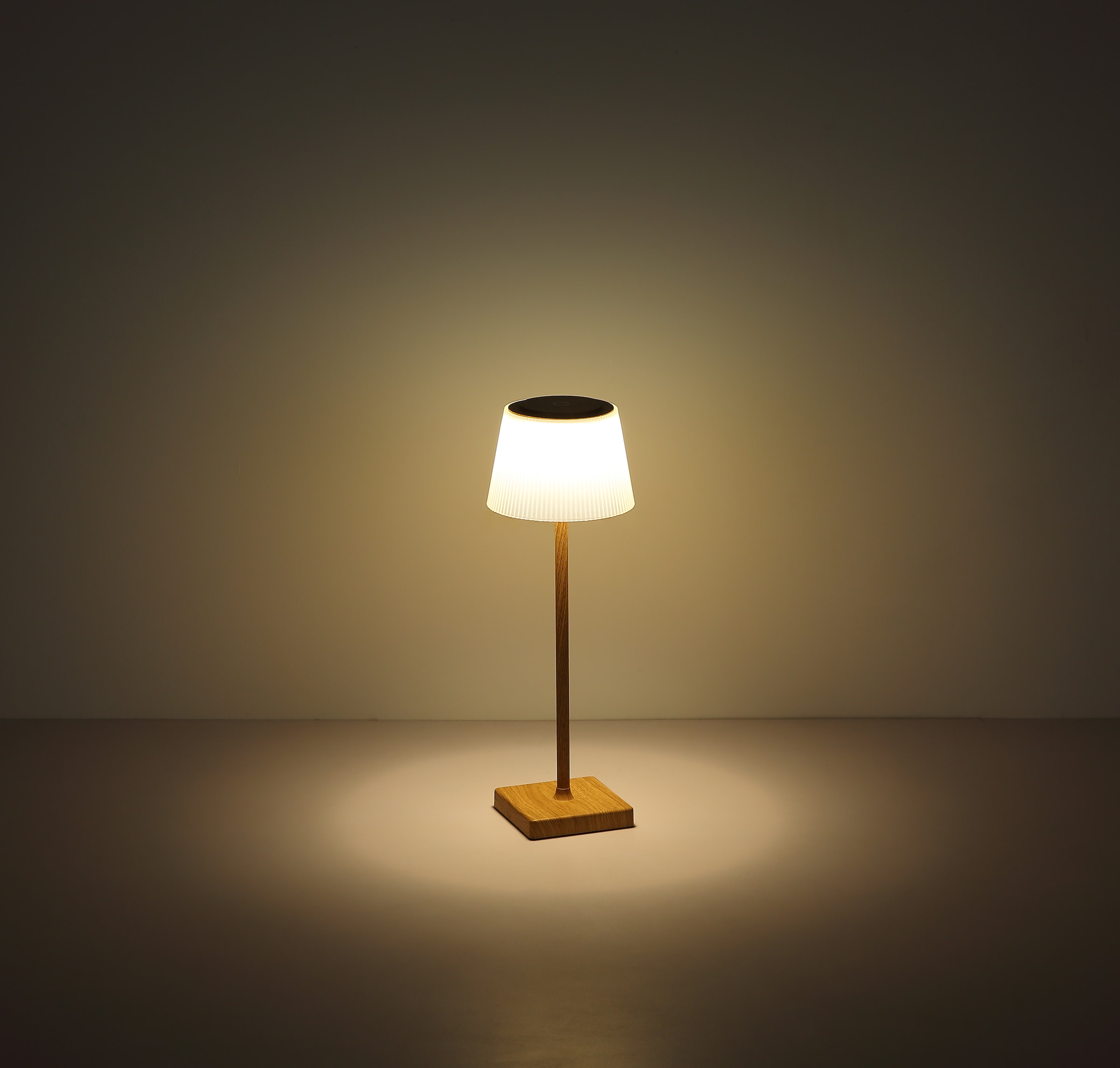 GLOBO LIGHTING LED Tischleuchte »GREGOIR«, Leuchtmittel LED-Modul | LED fest integriert, Tischlampe/Akku/IP44/Touch Ein/Aus/Touchdimmer/schwarz