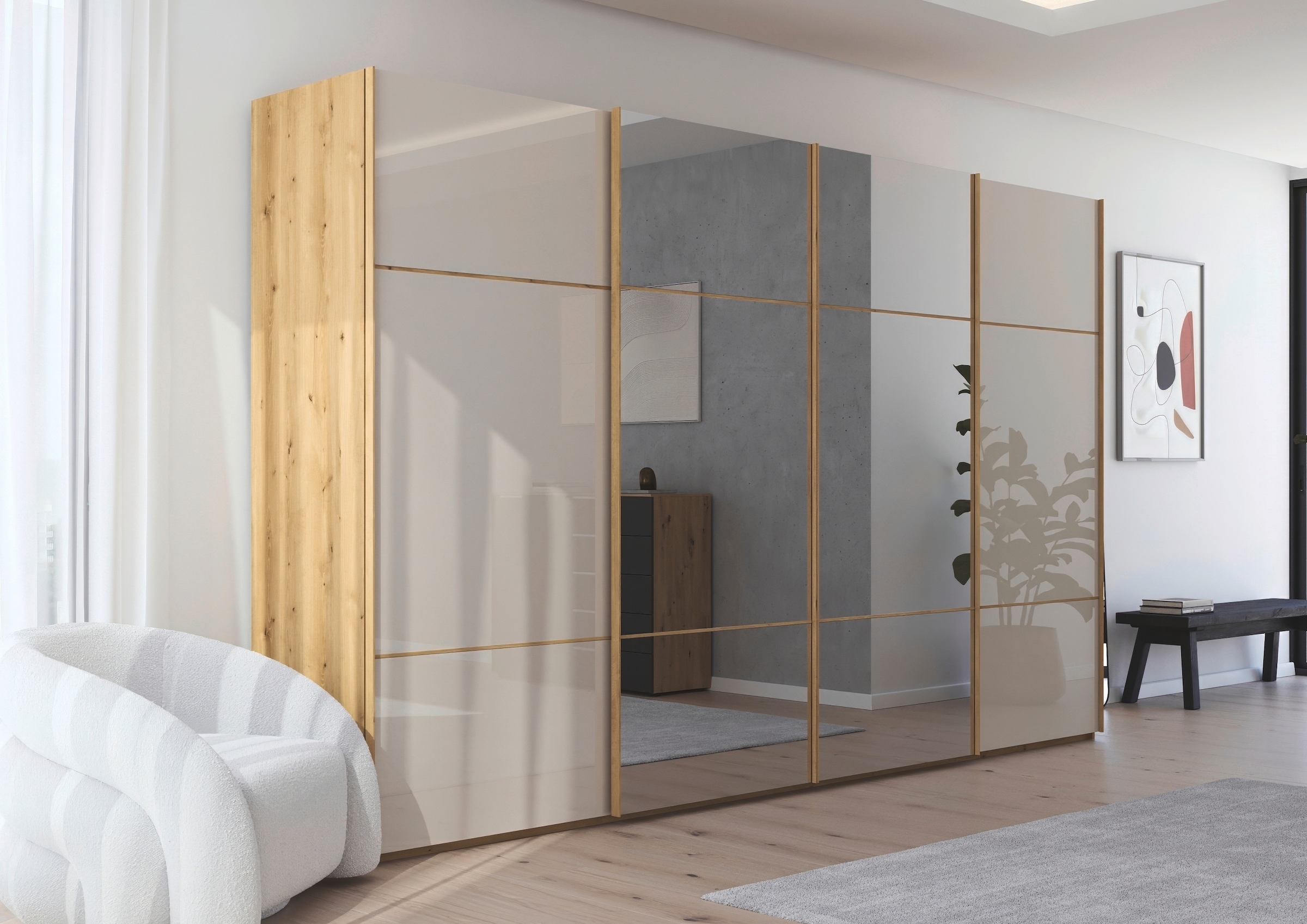 rauch Schwebetürenschrank »Kleiderschrank Schrank Garderobe Schlafzimmerschrank SCALE-TRIO«, edle dreigeteilte Front mit 2 Zierleisten Spiegel/Glas MADE IN GERMANY