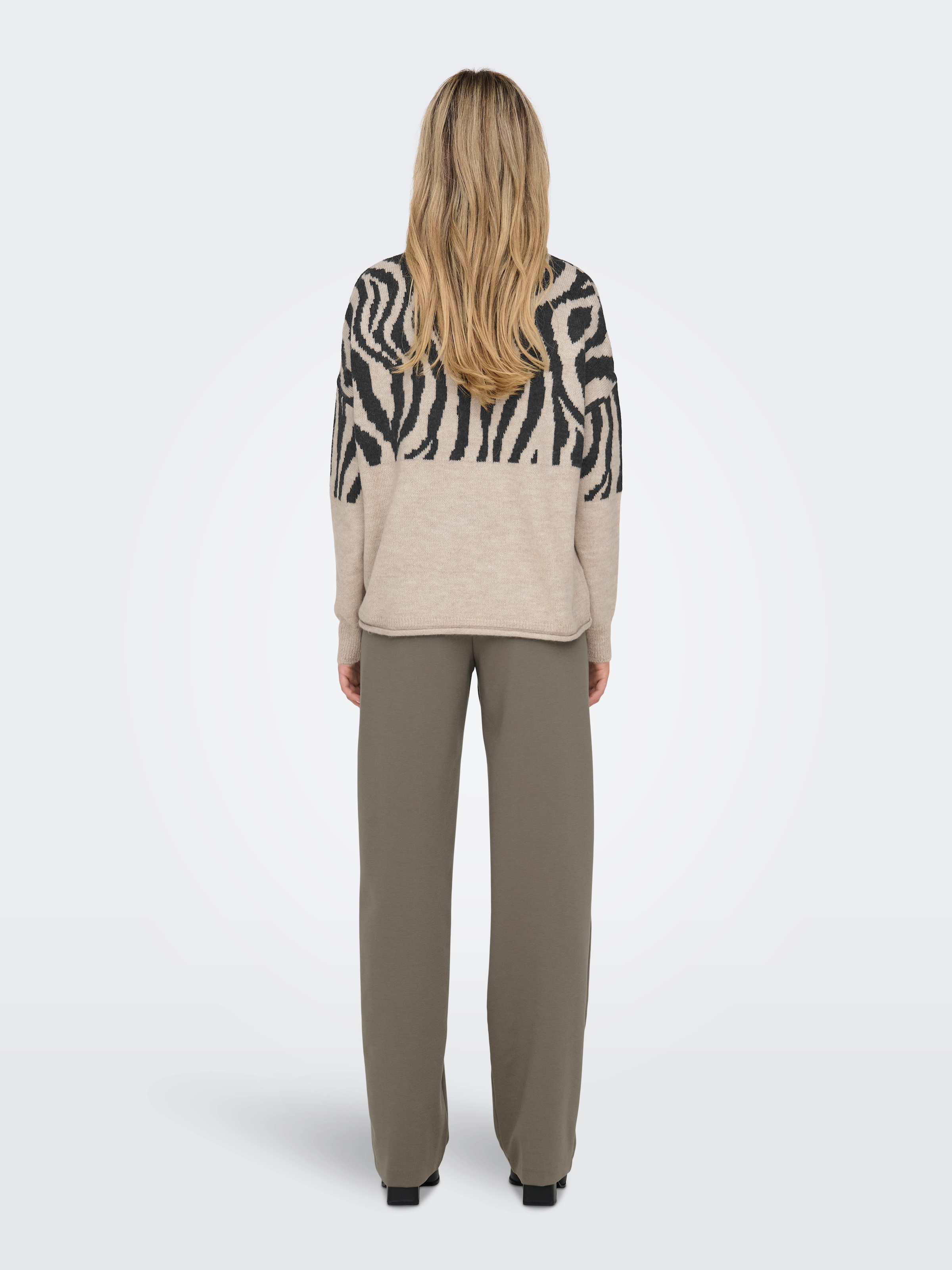 ONLY Rundhalspullover »ONLJADE ZEBRA LS O-NECK CC KNT«