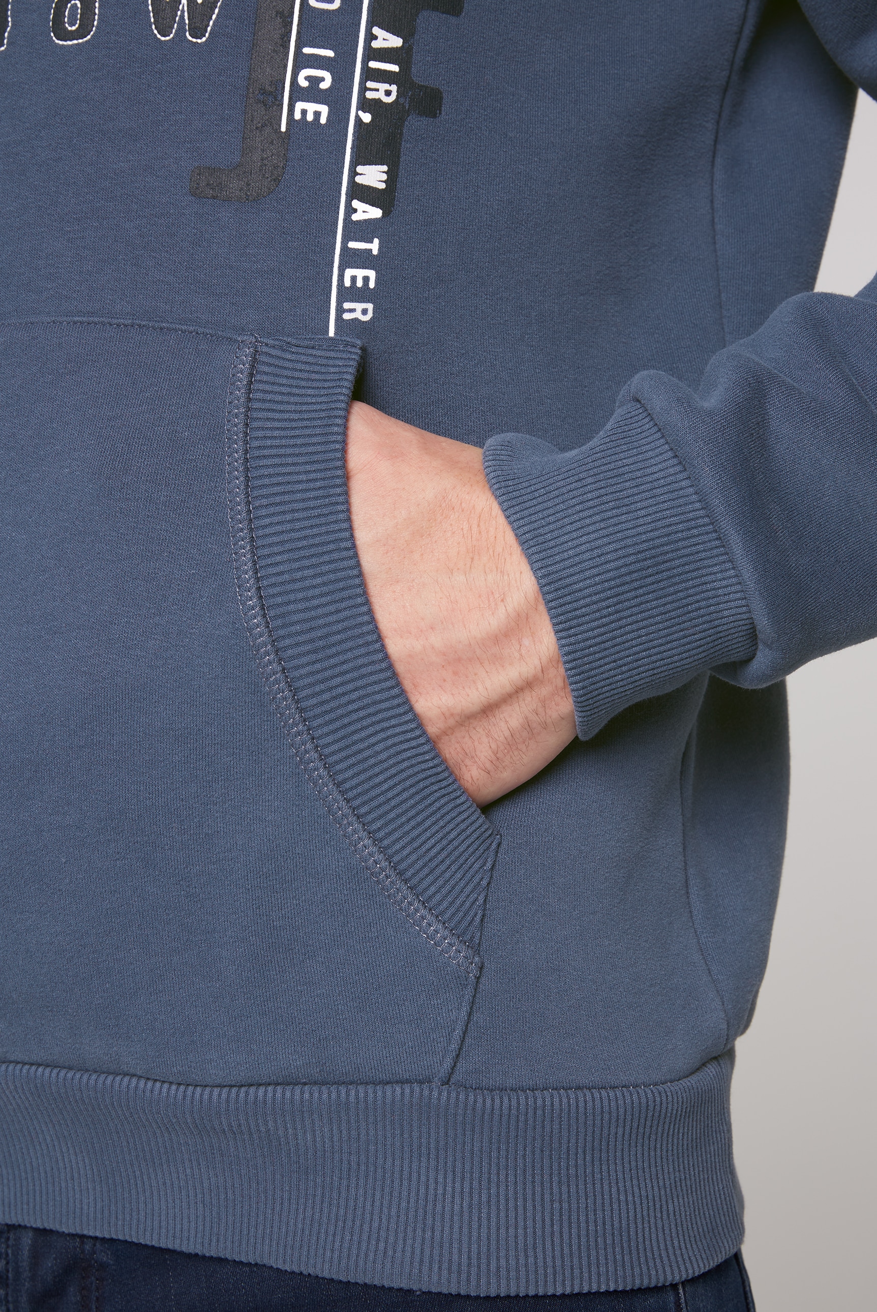 CAMP DAVID Kapuzensweatshirt, mit Label-Applikationen