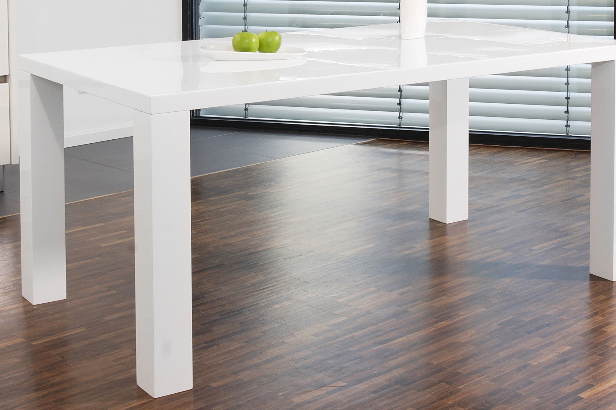 SalesFever Esstisch »Esbjerg - Stilvoller Esszimmertisch« Eleganter Hochgla günstig online kaufen