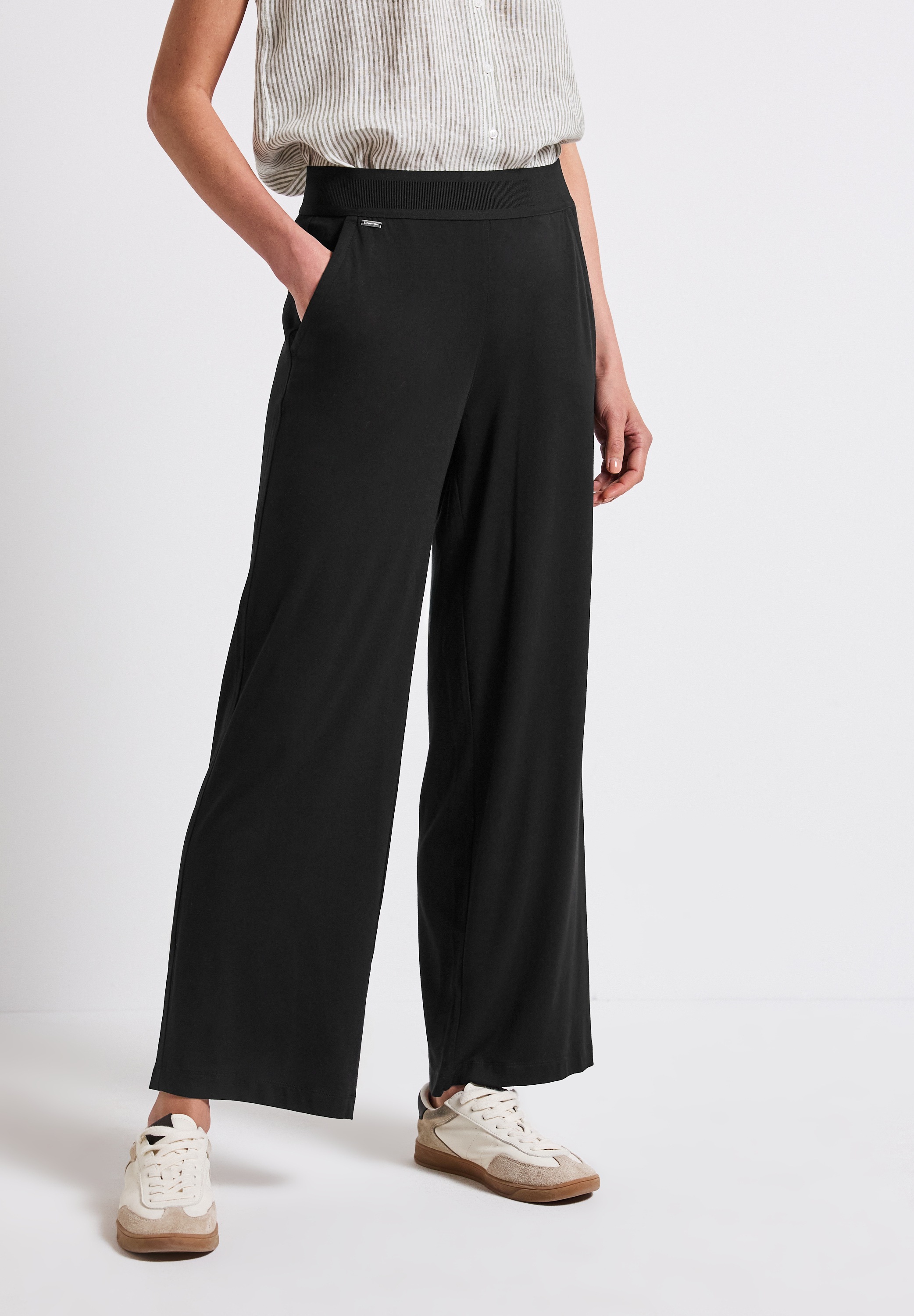 STREET ONE Stoffhose »Style Emee« Sommerhose mit elastischem Bund Black 40 - Länge 30 Länge 30 40 Jersey-Hose von STREET ONE