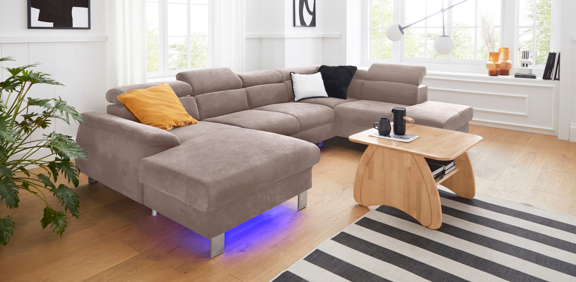 COTTA Wohnlandschaft »Komaris U-Form«, inklusive Kopfteilverstellung, wahlweise mit Bettfunktion und RGB-LED