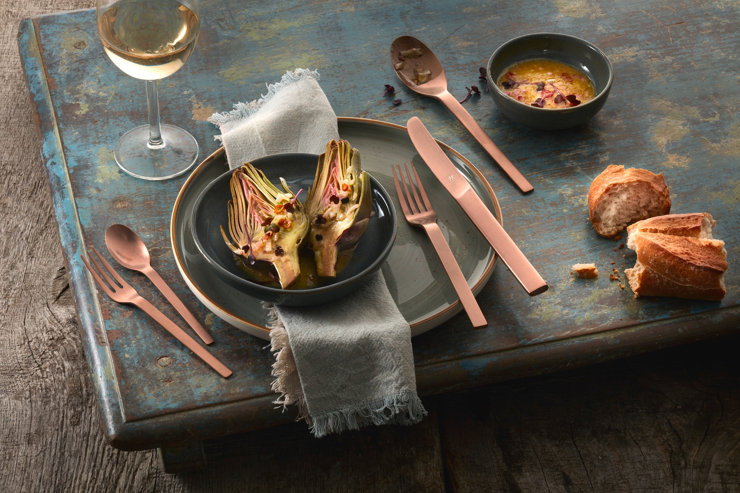 Zwilling Besteck-Set »Minimale mattiert«, (Set, 68 tlg.), 18/10 Edelstahl, Rostfrei, für bis zu 12 Personen, Rosa