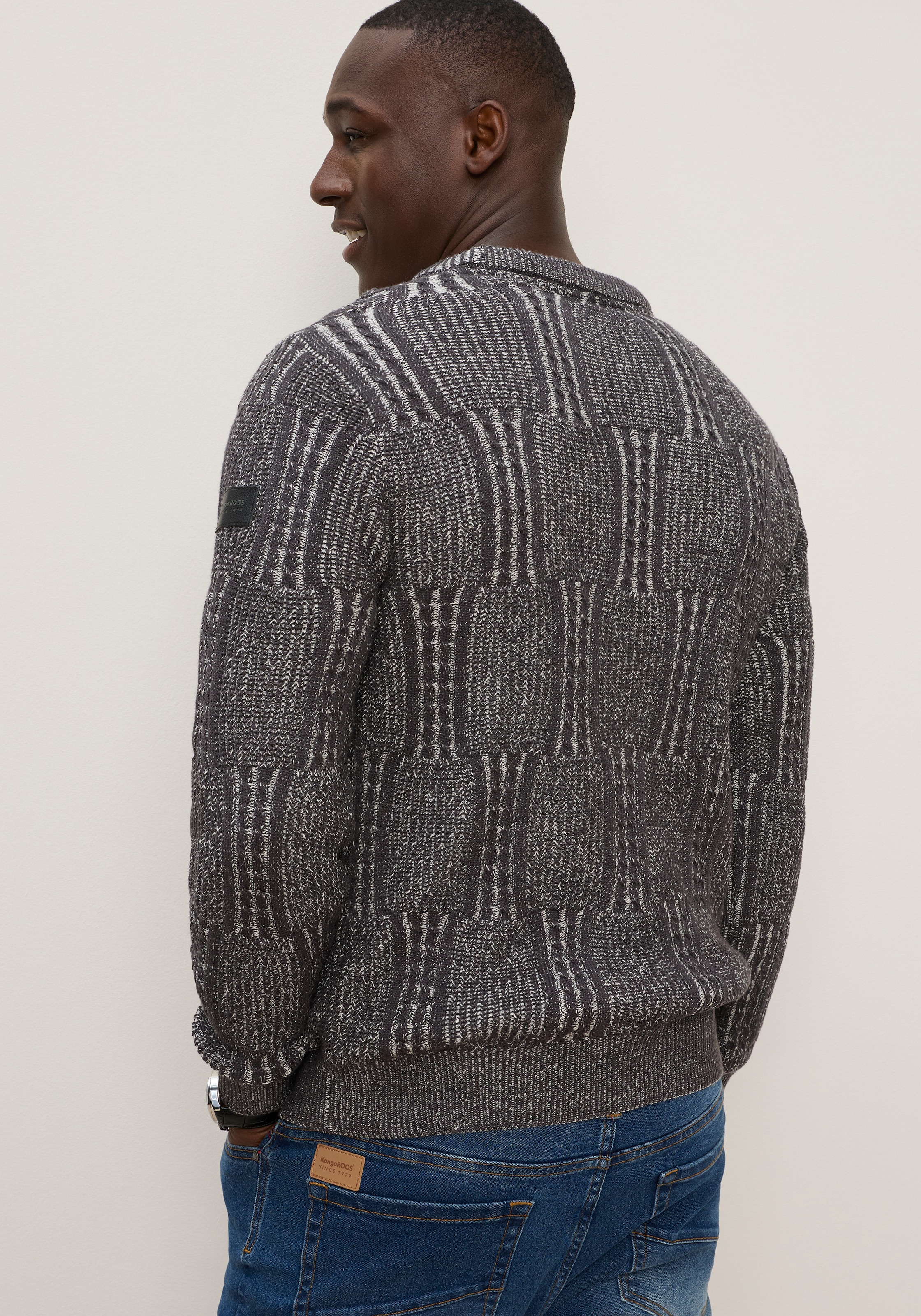 KangaROOS Strickpullover Regular Fit, mit Rundhalsausschnitt, in normaler Länge