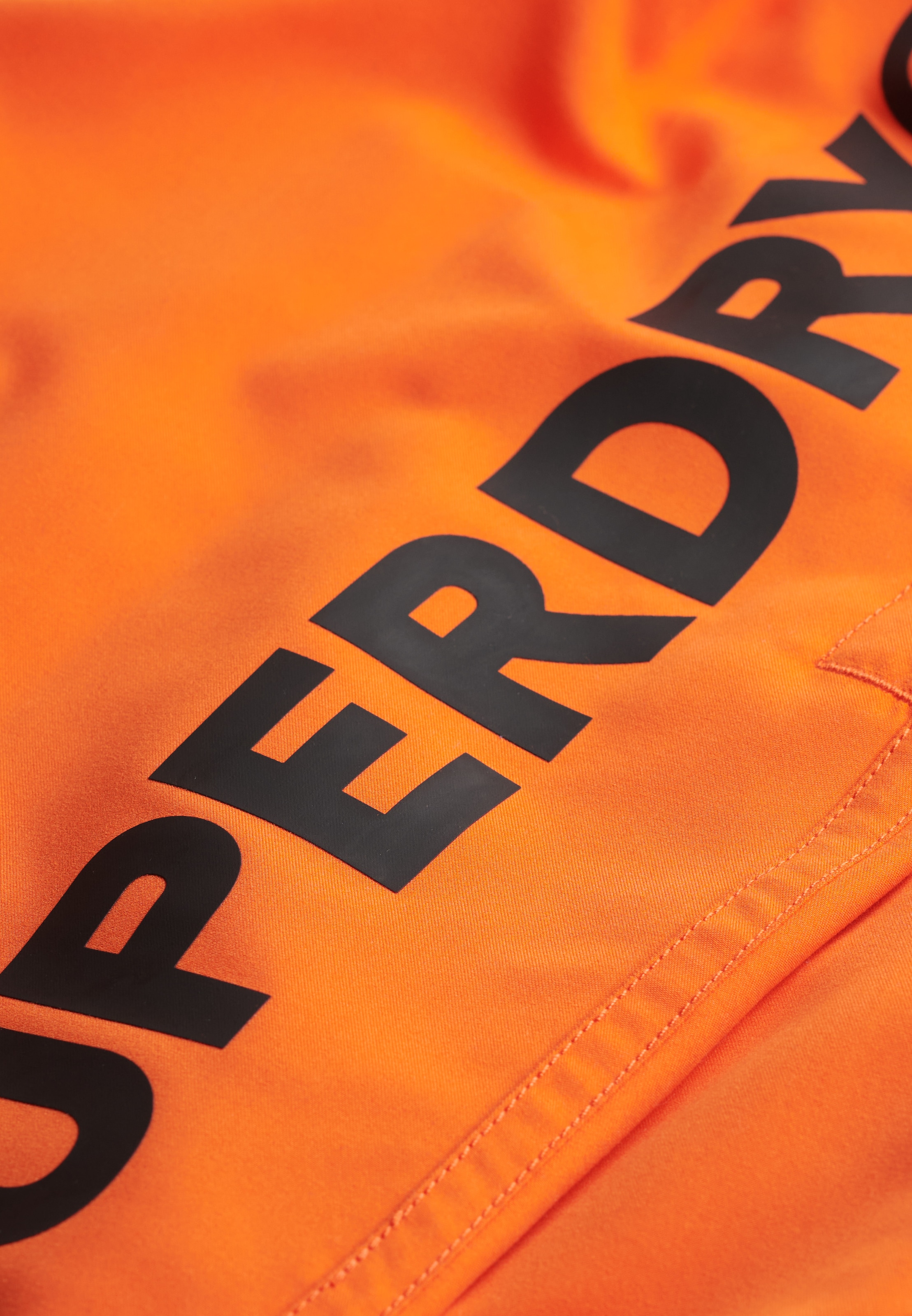 Superdry Badeshorts »SPORT GRAPHIC 17 SWIM SHORT«