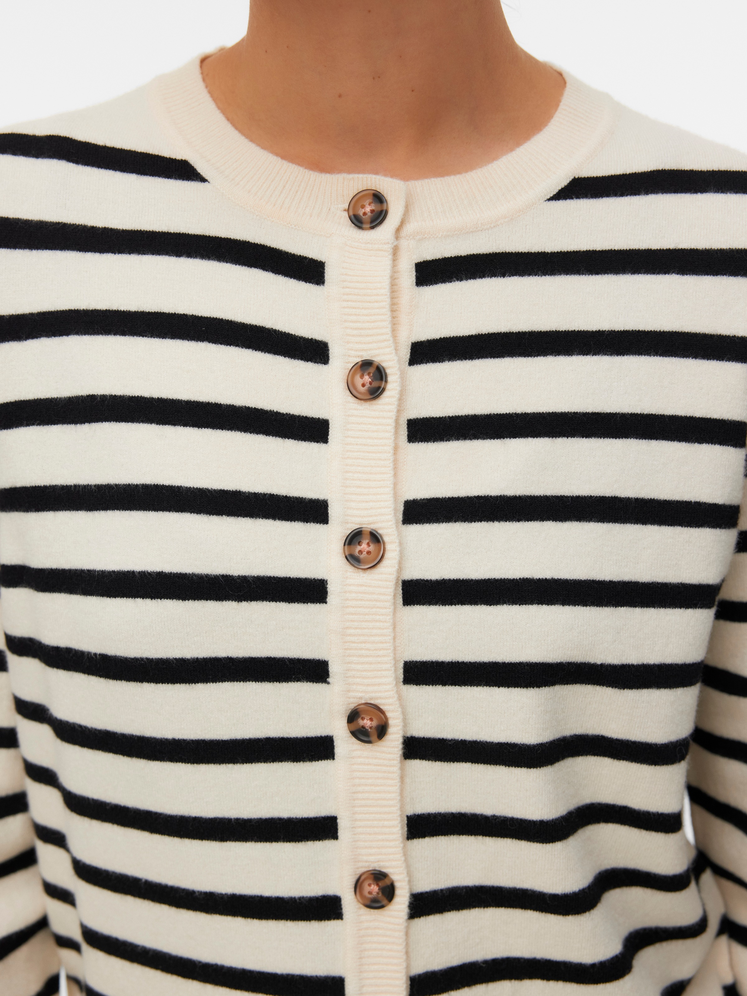 Vero Moda Strickjacke »VMSABA PLAIN LS O-NECK CARDIGAN NOOS«
