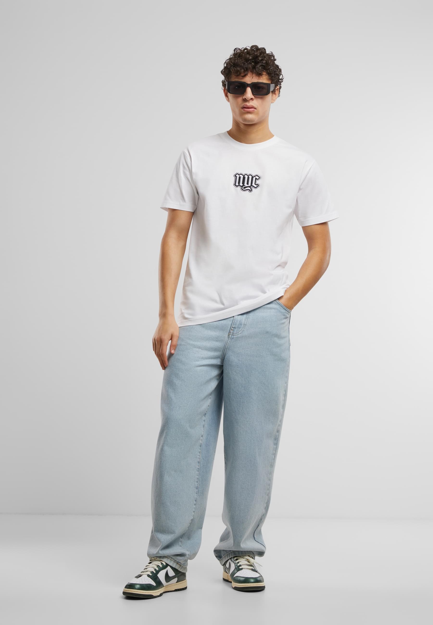 MisterTee T-Shirt »MisterTee NYC Old English Wording Patch Tee« 1 Stk.