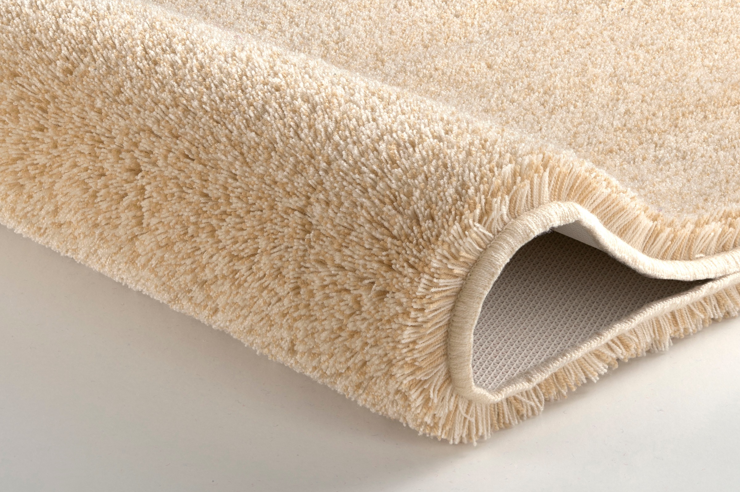 Kleine Wolke Badematte »RELAX«, rutschhemmend beschichtet, fußbodenheizungsgeeignet, Badteppich, Uni Farben, rechteckig, rund & als Set erhältlich