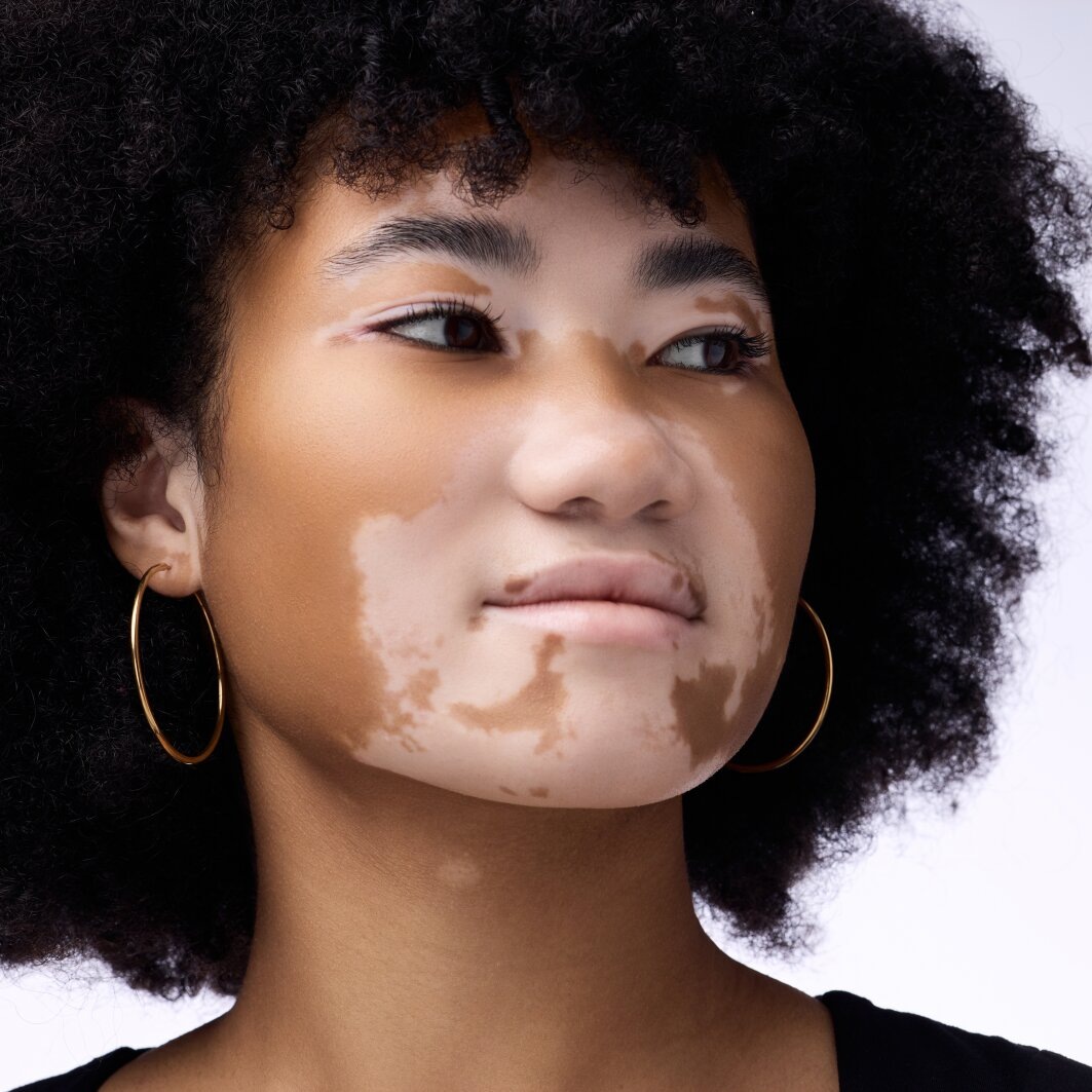 Catrice Foundation »Invisible Cover Foundation«, Langanhaltendes mattes Finish, mittlere, variable Deckkraft.