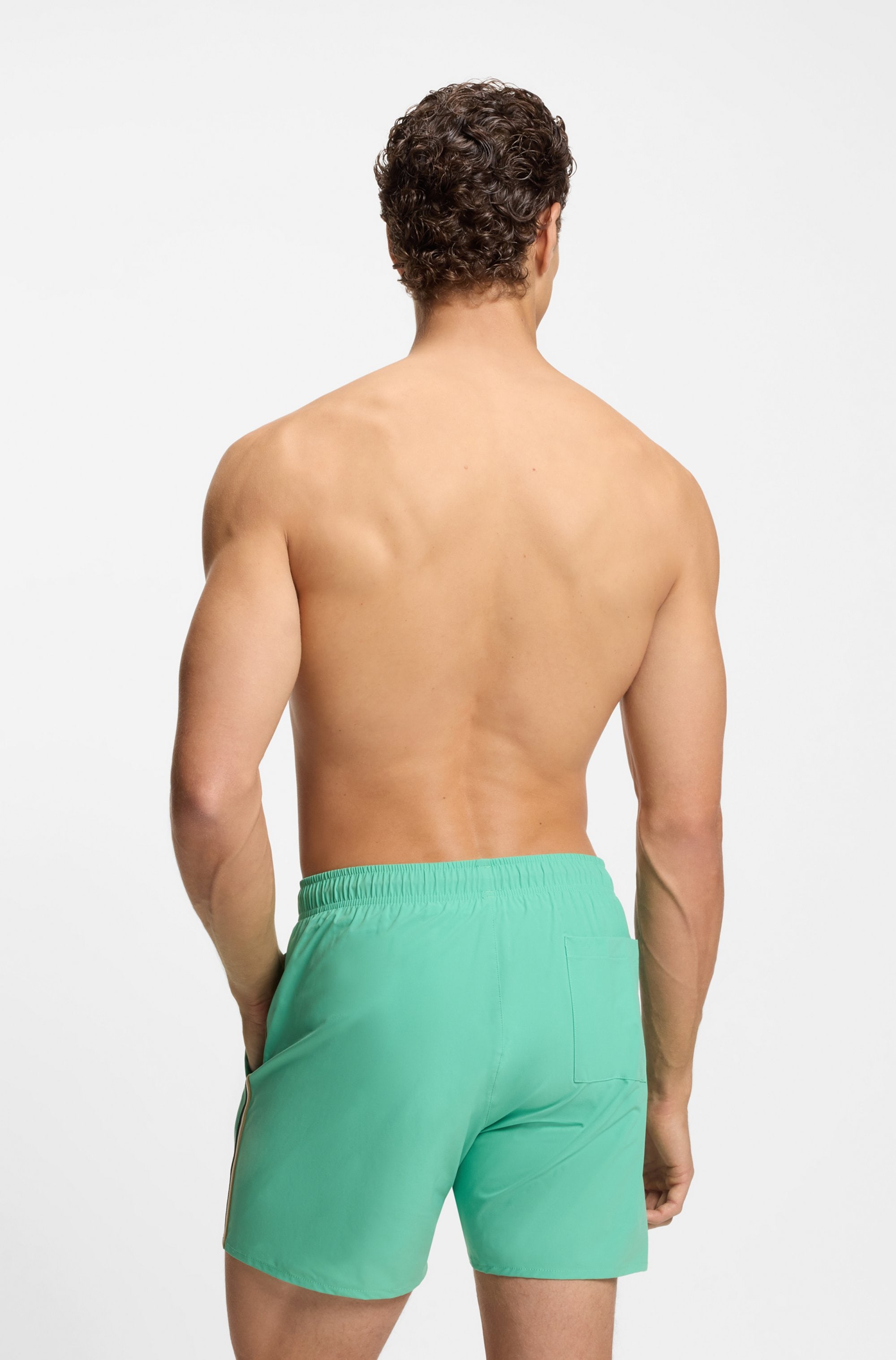 BOSS Badeshorts »Iconic« mit Gesäßtasche