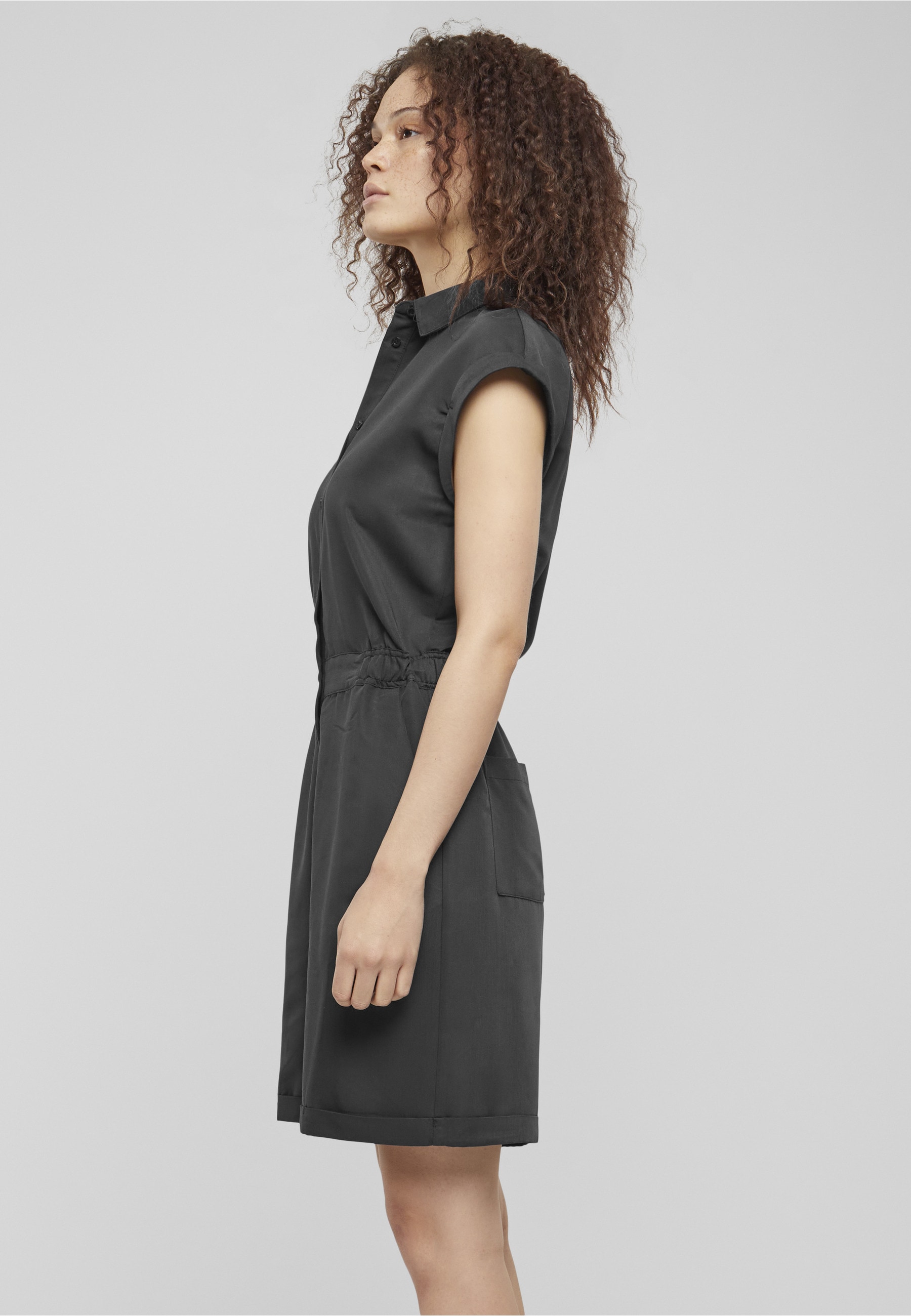 URBAN CLASSICS Jumpsuit »Urban Classics Damen Ladies Viscose Twill Jumpsuit« 1 Stk.