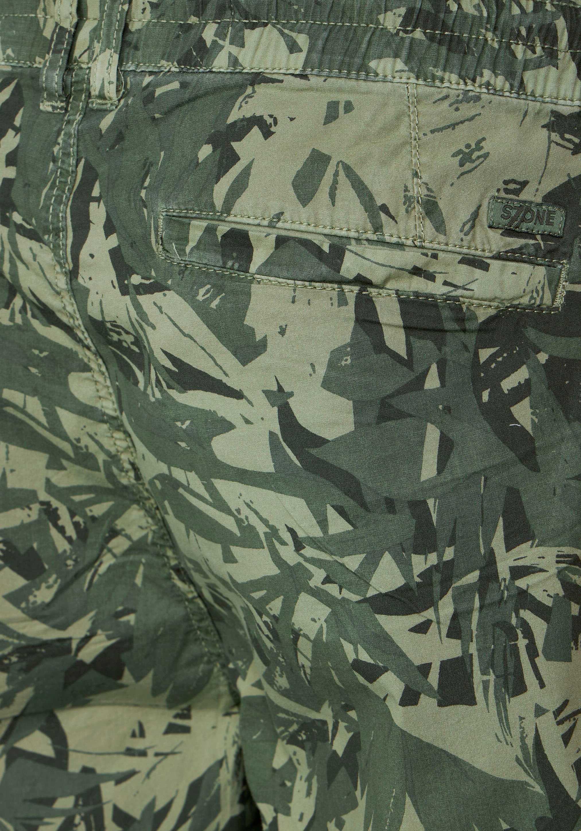 7. Bild von STREET ONE MEN Shorts, mit dem sommerlichen Print