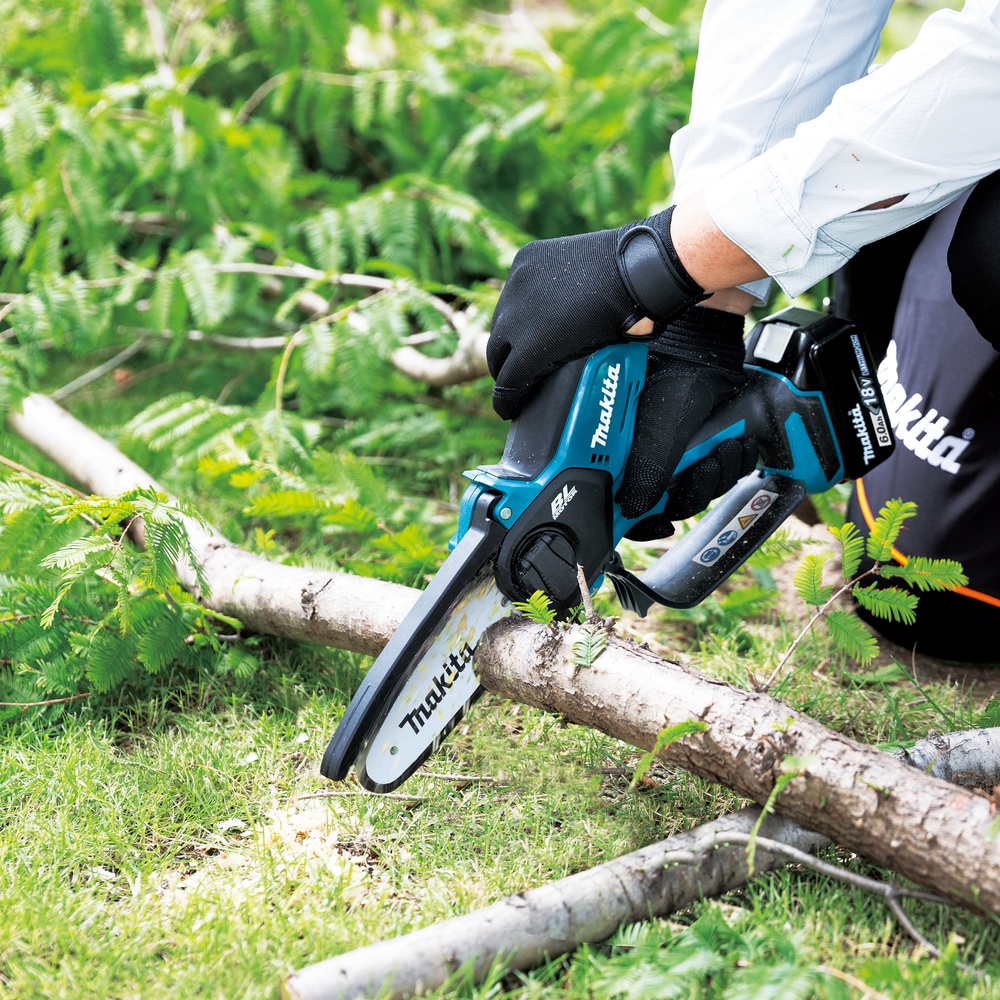 Makita Akku-Astschere »»DUC150Z« 18V, 15 cm, 8 m/s, ohne Akku und Ladegerät« ()  Leicht + kompakt,  ideal zum Ausasten und für Korrekturschnitte