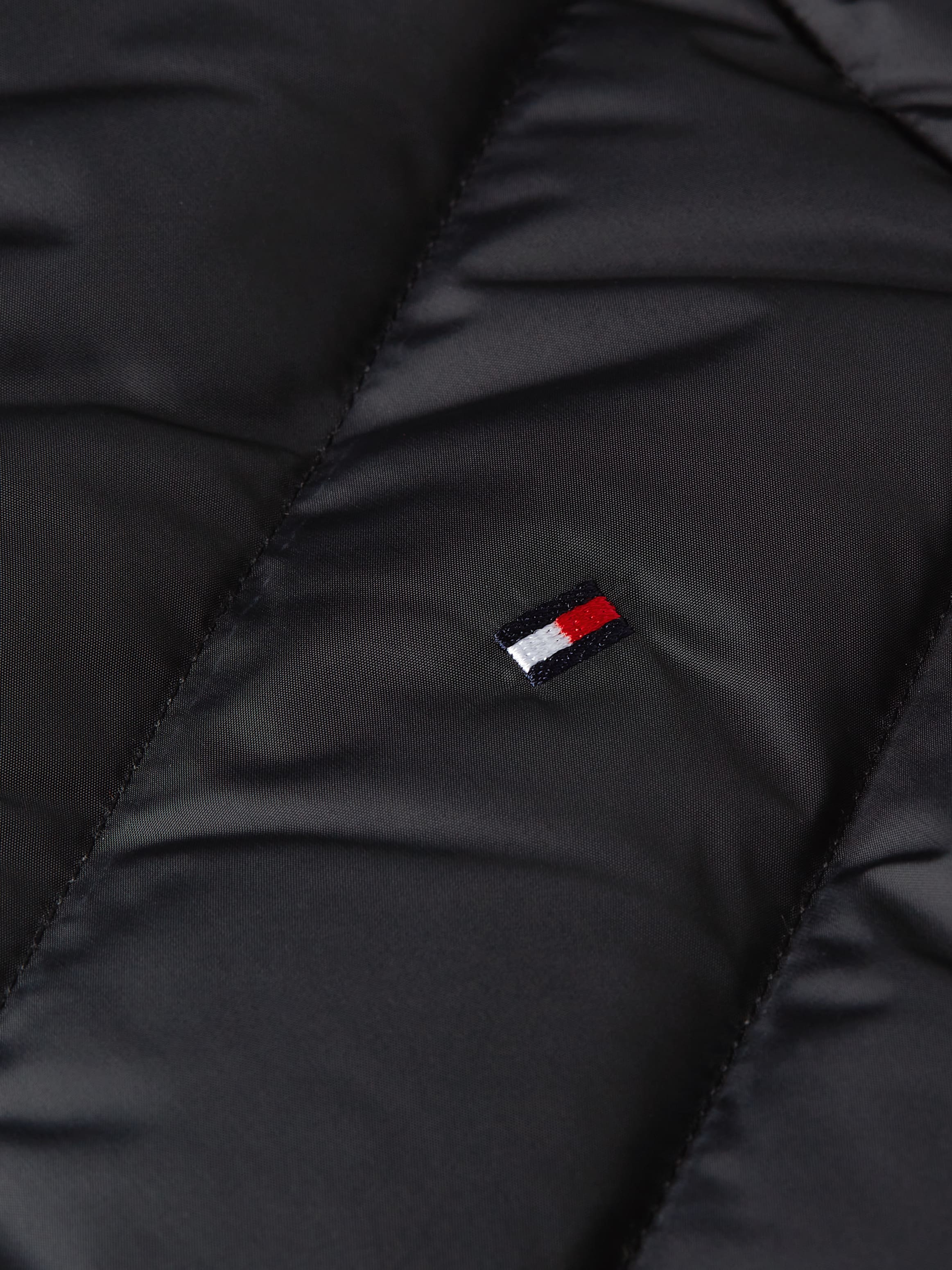 Tommy Hilfiger Steppweste »CHEVRON MW PADDED VEST«, mit mittelstarker Wattierung und Tommy Hilfiger Markenlabel