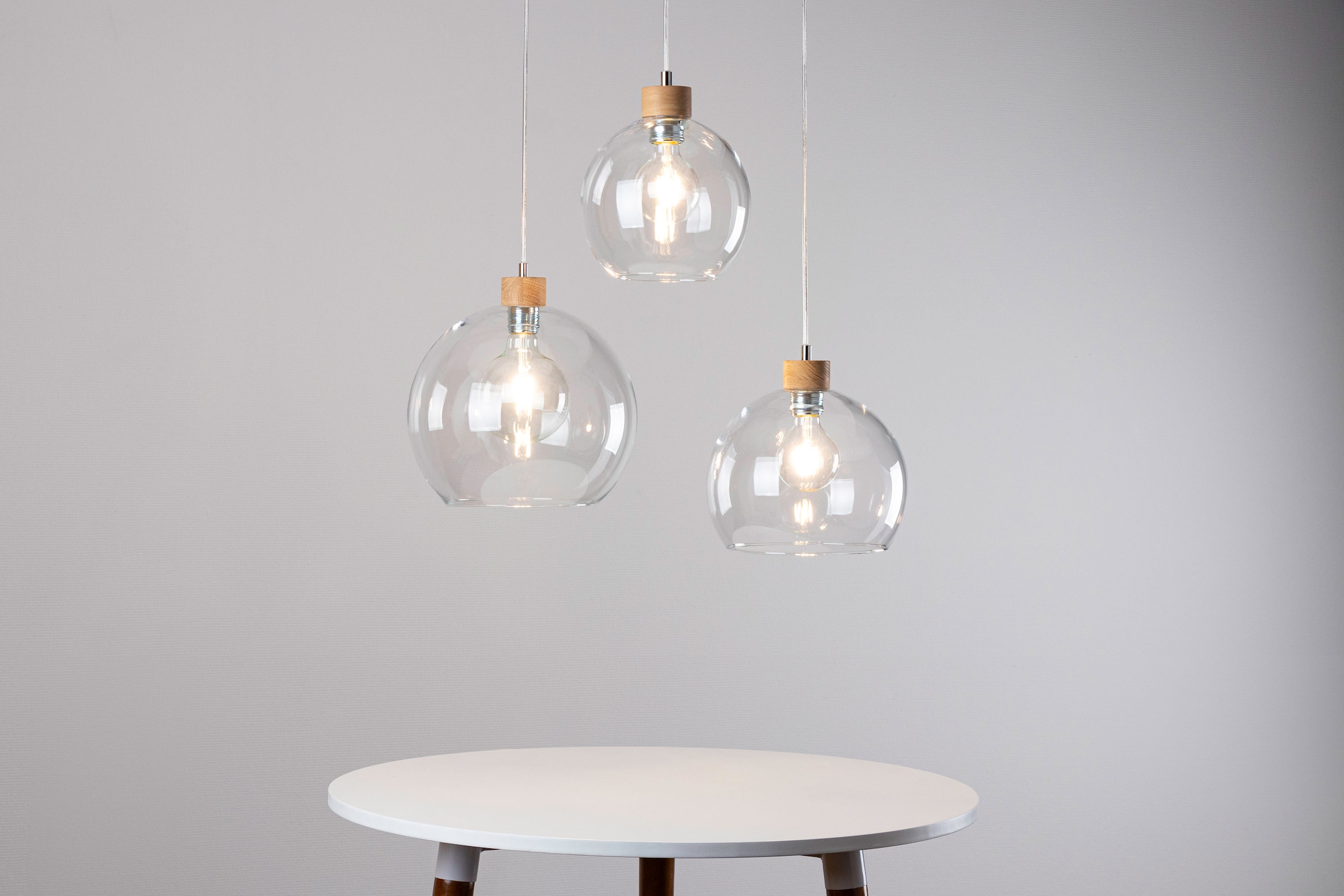 BRITOP LIGHTING Pendelleuchte »LAGUNA«, 3 flammig, Leuchtmittel E27 | Leuchtmittel wechselbar-ohne Leuchtmittel, Naturprodukt aus Eichenholz, Hochwertige Glasschirme