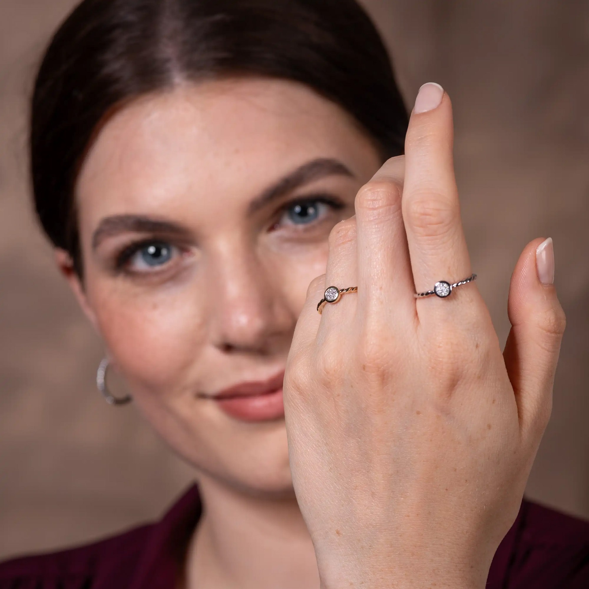 LYOMI Fingerring »585/- GG/rhod. 7 synth. Diam. 0,05ct.«