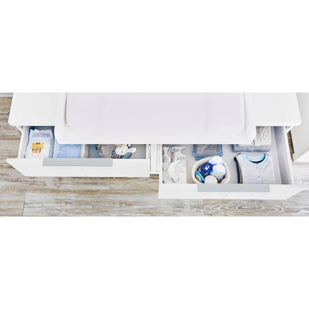 Pinolino® Babyzimmer-Komplettset »Polar«, (Set, 3 St.), extrabreit groß; mit Kinderbett, Schrank und Wickelkommode