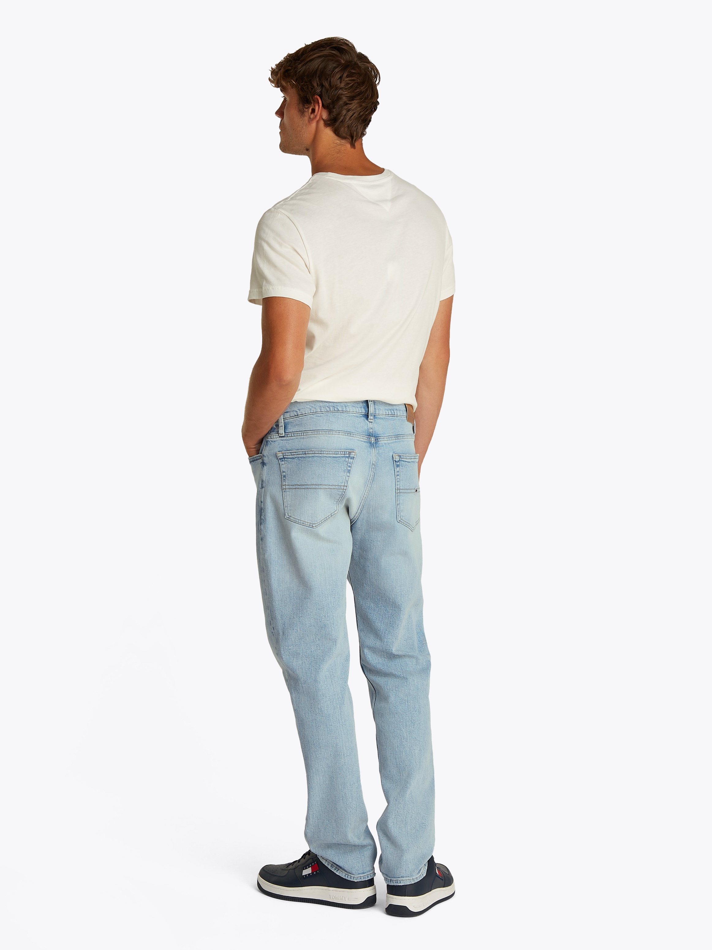 Tommy Jeans Slim-fit-Jeans »RYAN SLIM STRAIGHT«, mit Logoprägung