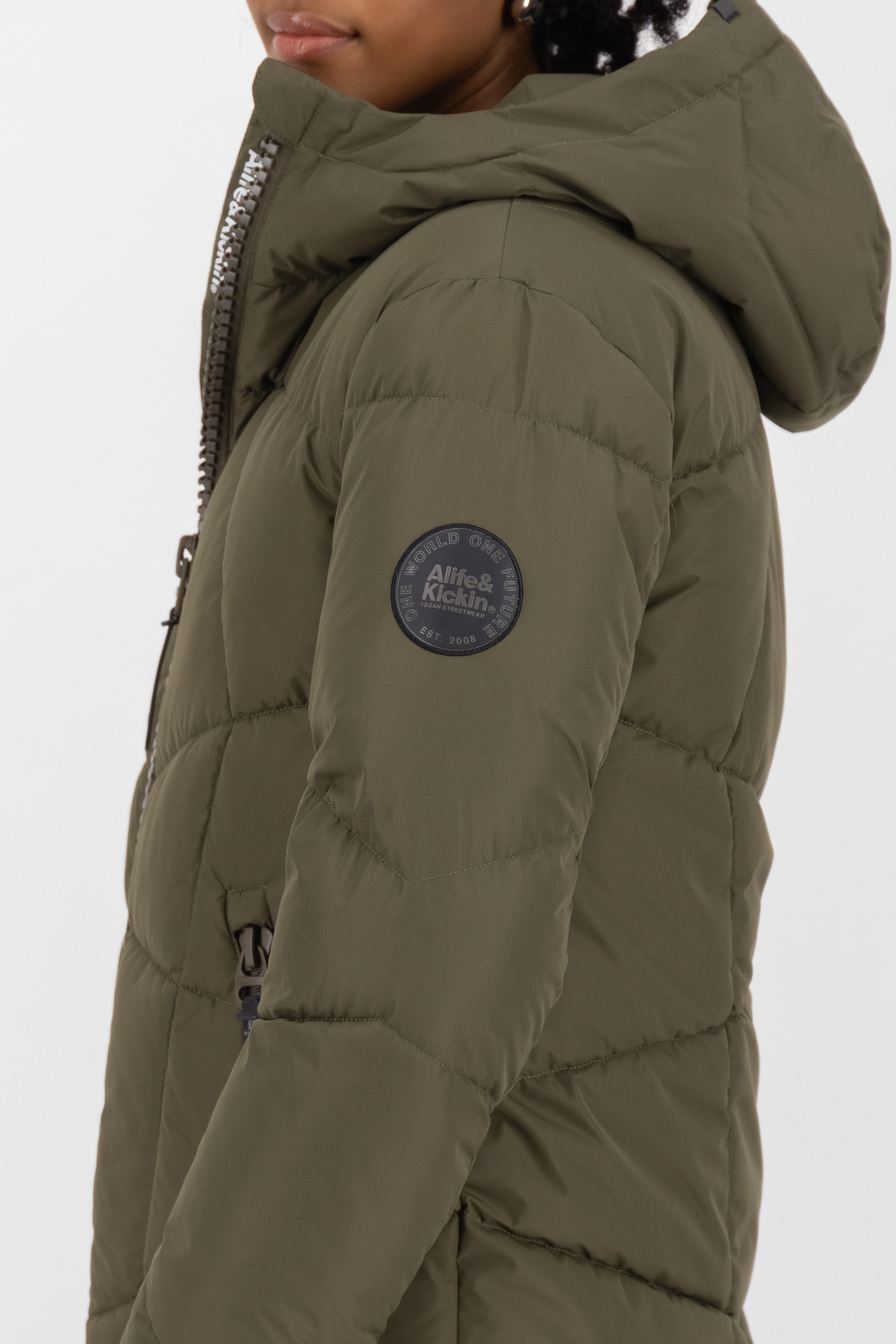Alife & Kickin Winterjacke »Damen KasandraAK A«, Kurze warme Jacke mit gefütterter Kapuze, in schmaler Passform
