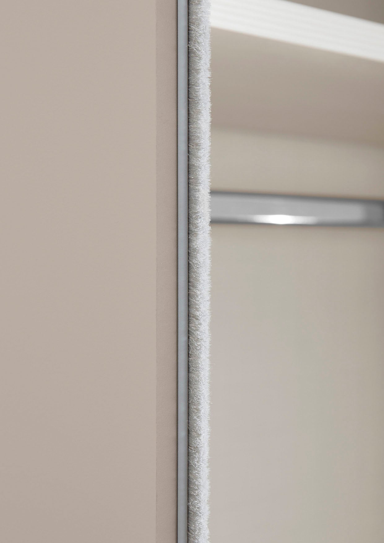 STAUD Schwebetürenschrank »Sonett 120, Made in Germany«, mit vier verschiedenen Ausstattungsvarianten